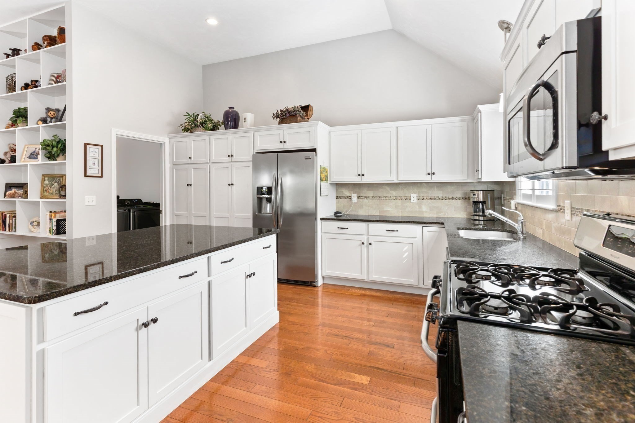 12 Waterford Circle Property Photo 28