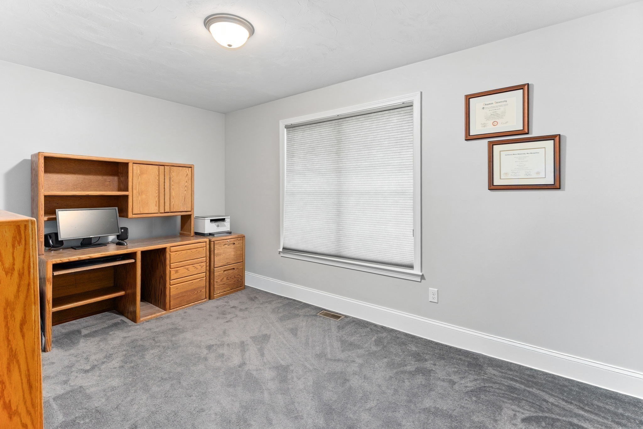 12 Waterford Circle Property Photo 34