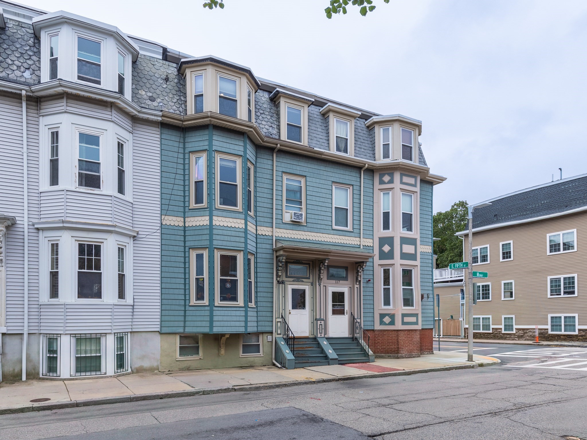 119 M Street Property Photo 1