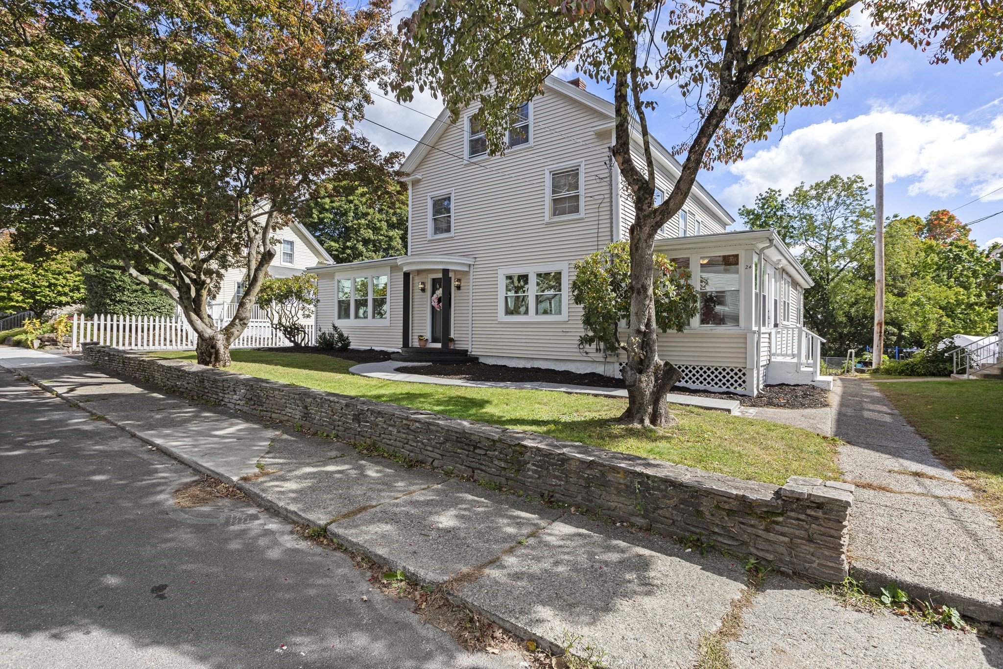 24 East Street Property Photo 1