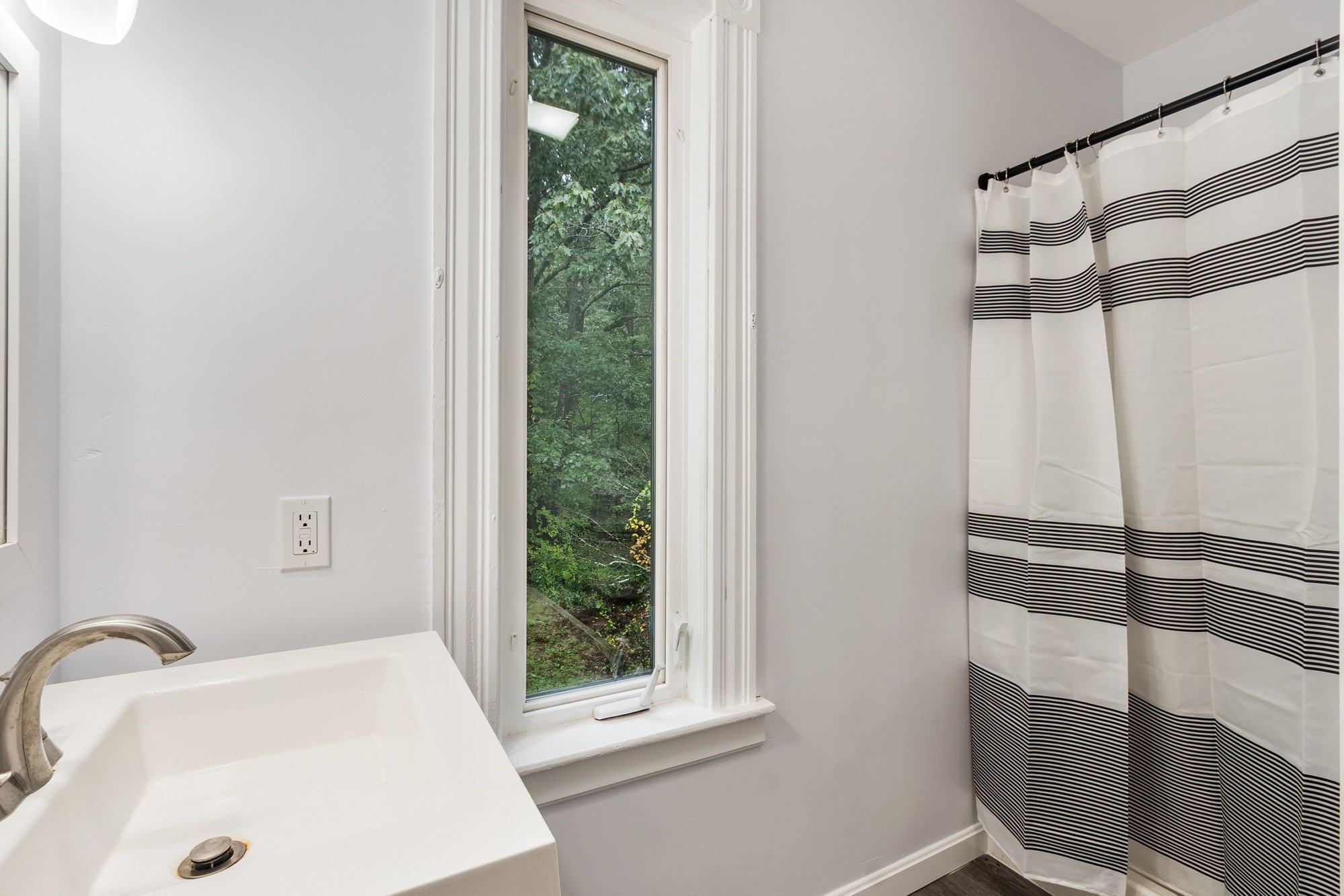 15 Nutting St Property Photo 29