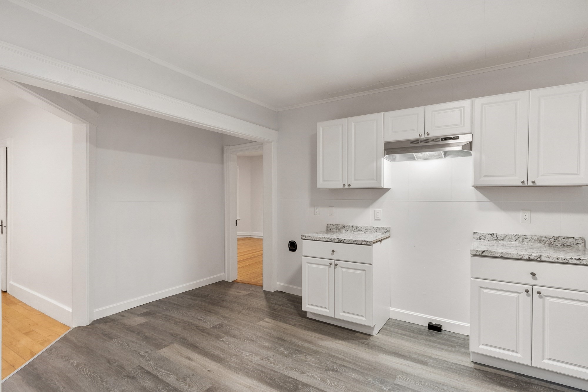 15 Nutting St Property Photo 35