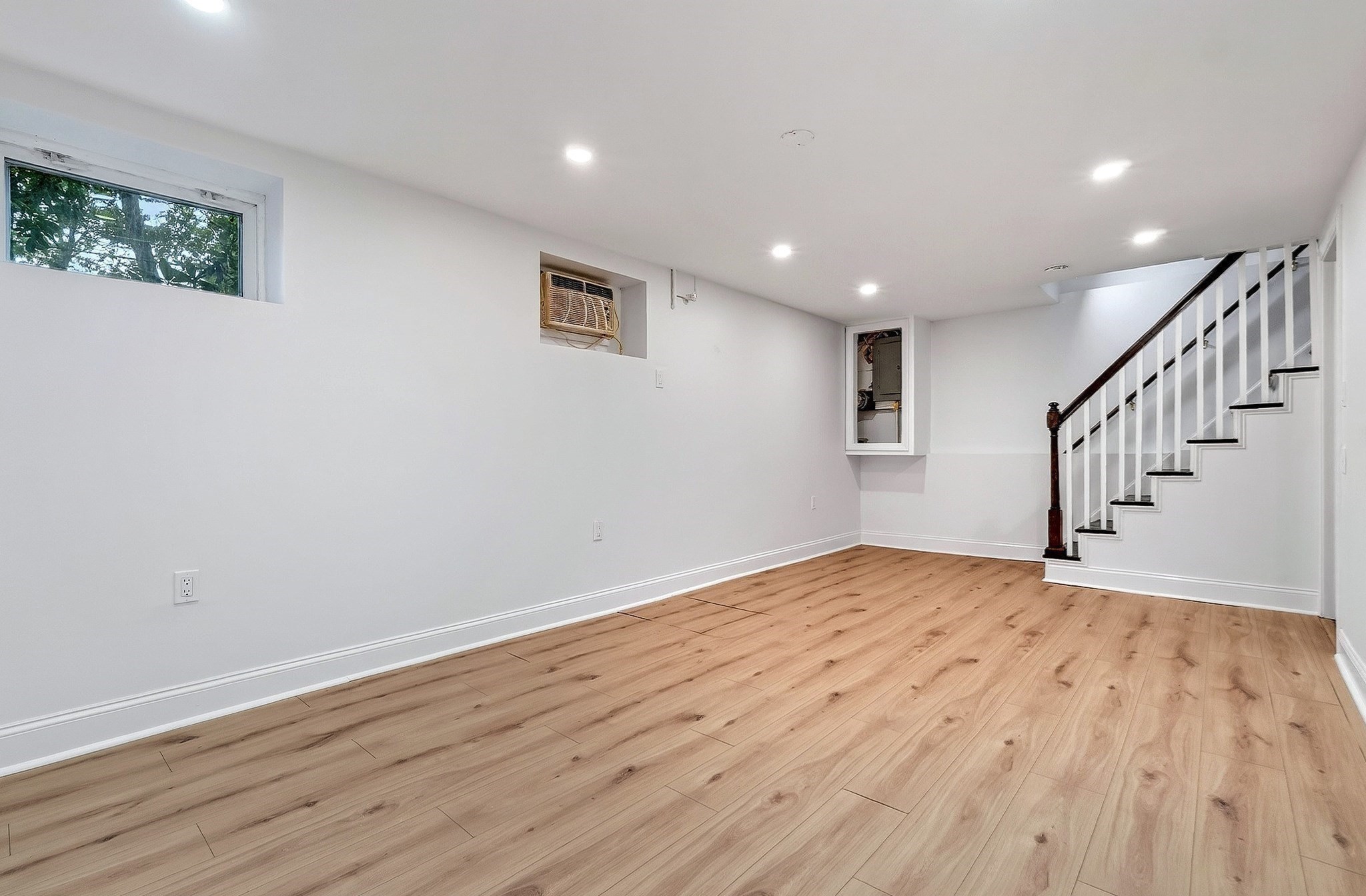 79 Whitman Avenue Property Photo 30
