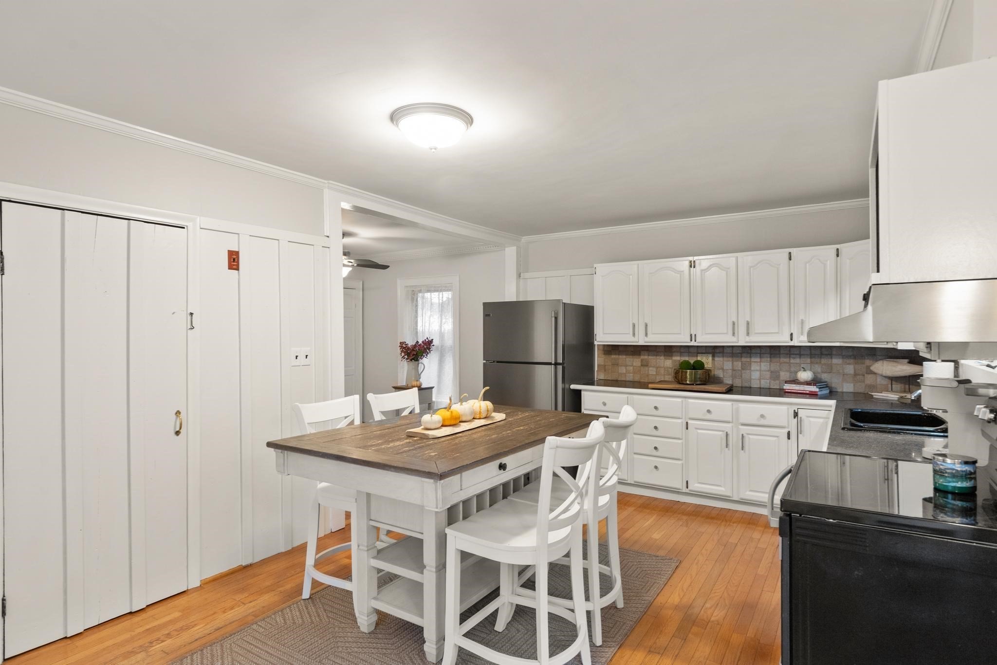 15 Myrtle St Property Photo 10