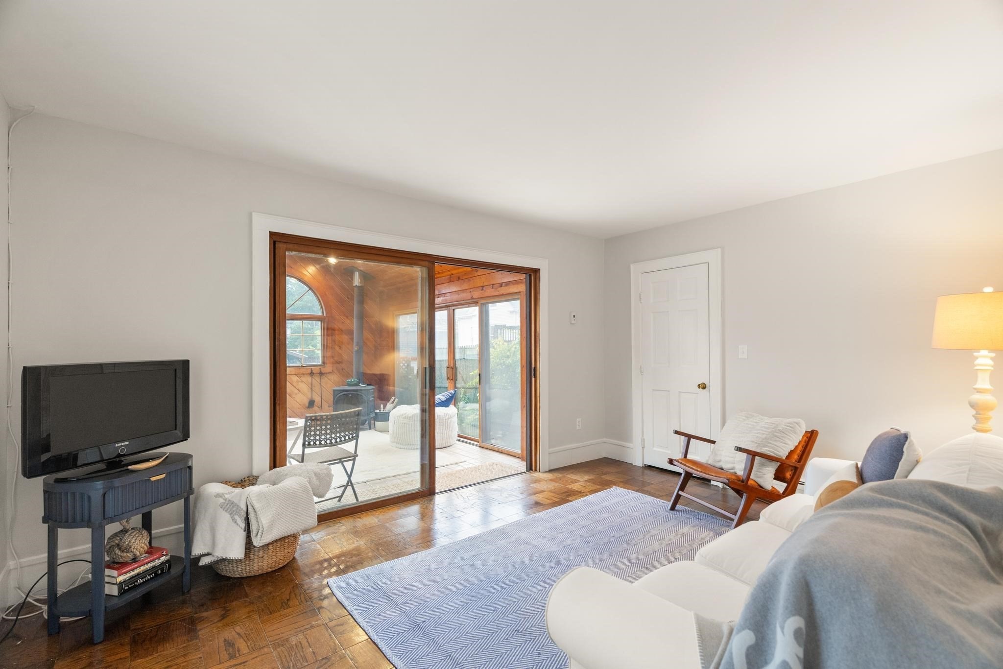 15 Myrtle St Property Photo 15