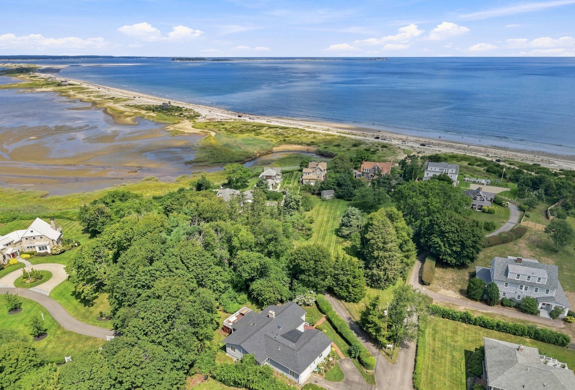 16 Manters Point Property Photo 1
