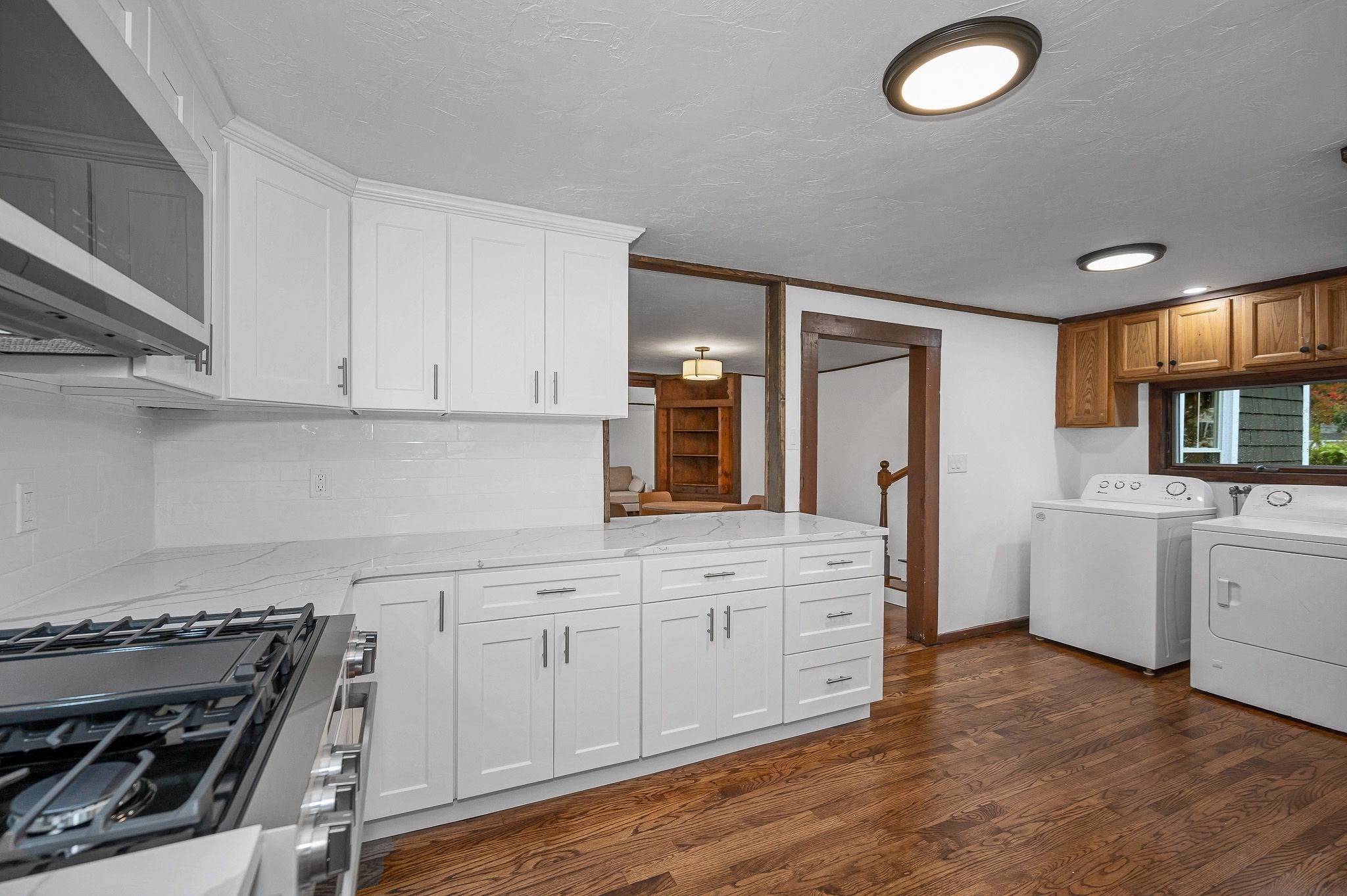 19 South Street Property Photo 14