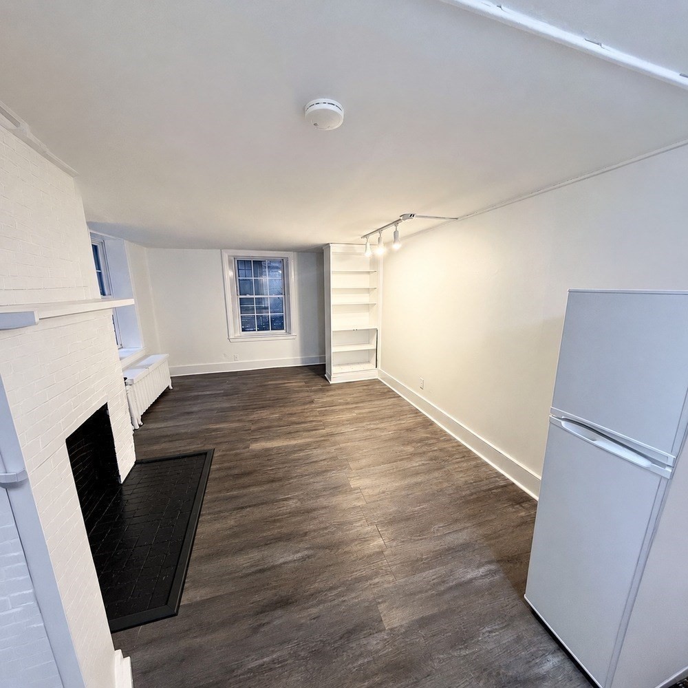 51 Hancock St # 3 Property Photo 5
