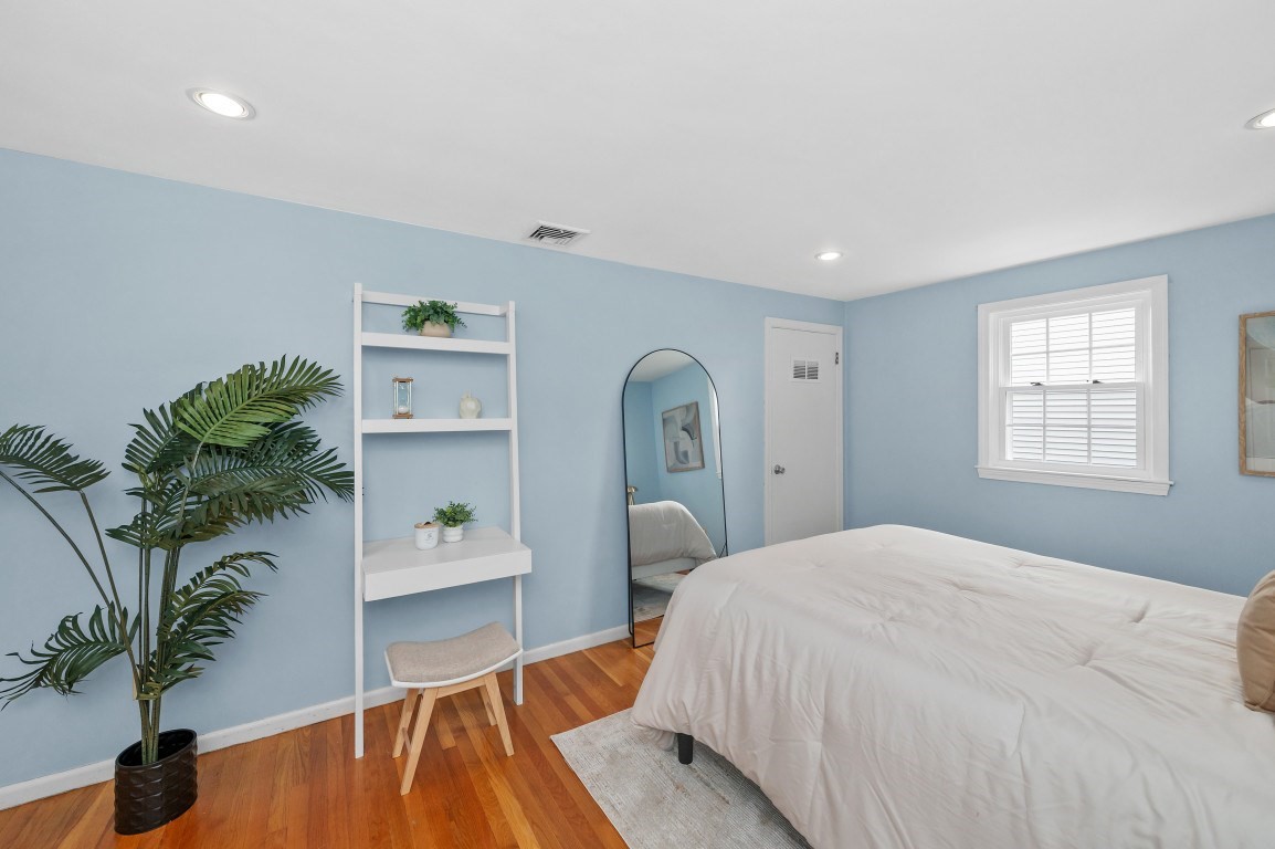 203 Woburn Street Property Photo 9