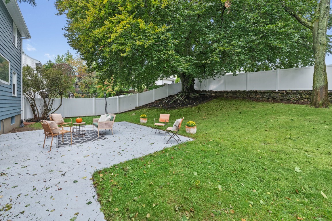 203 Woburn Street Property Photo 24