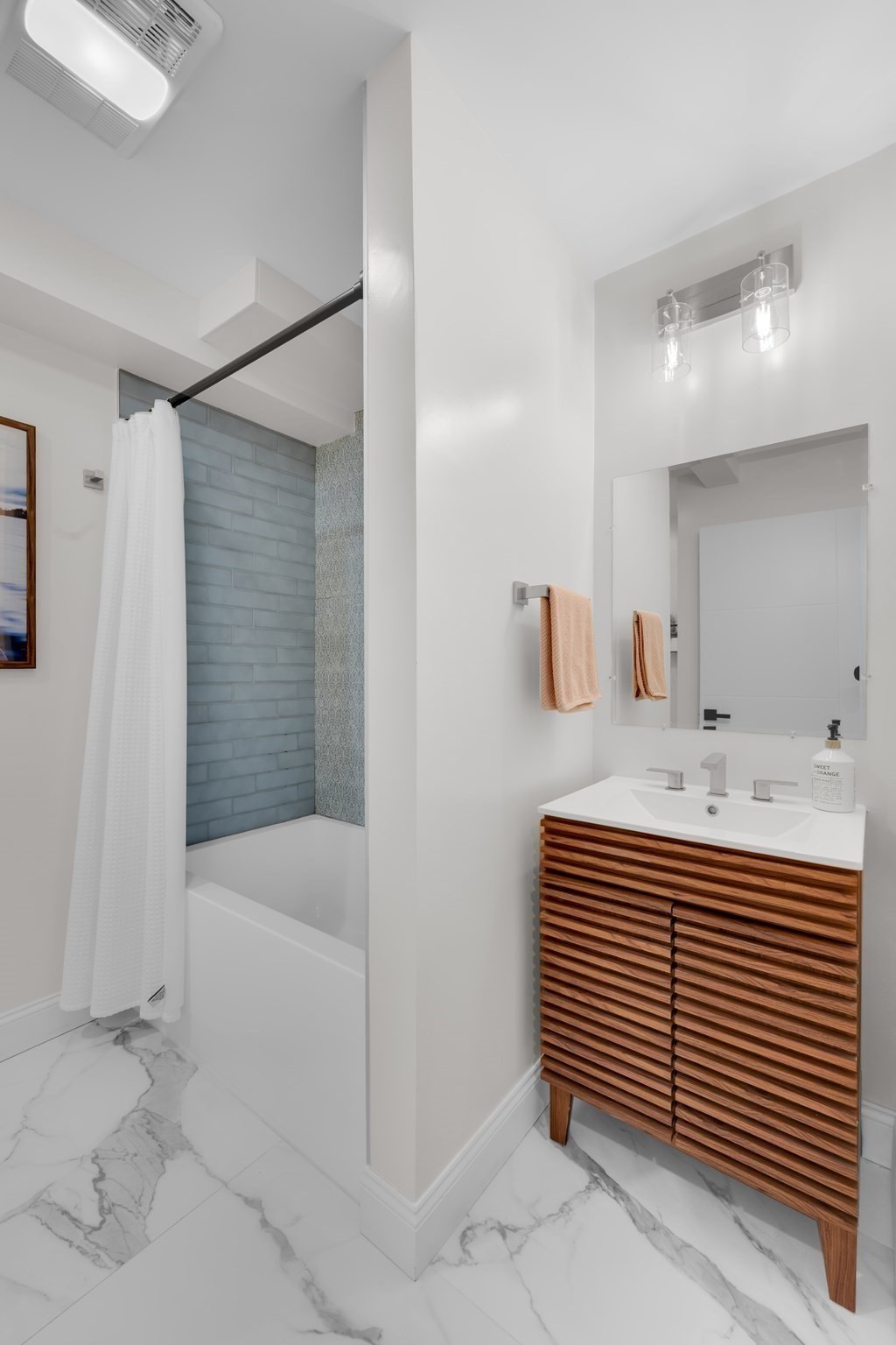 74 Everett St # 3 Property Photo 11