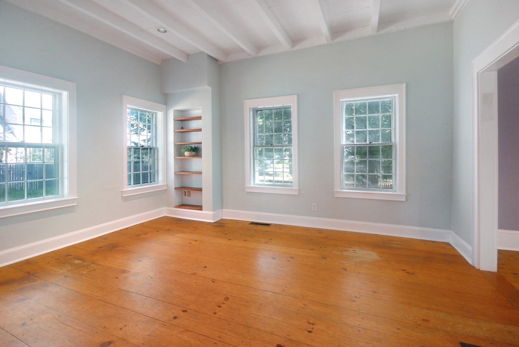 1574 Main St. # 1574 Property Photo 5