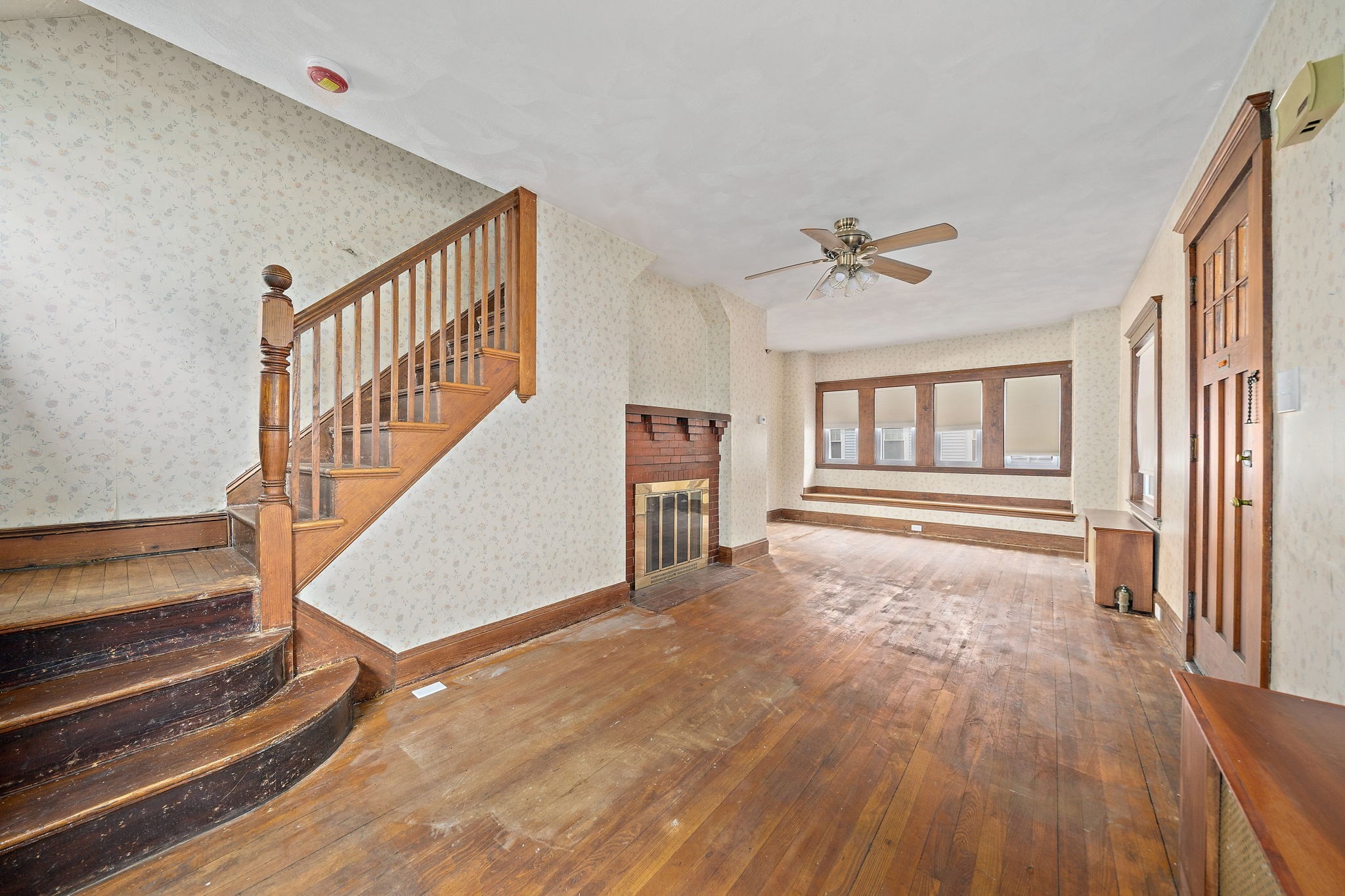 209 Highland Ave Property Photo 13