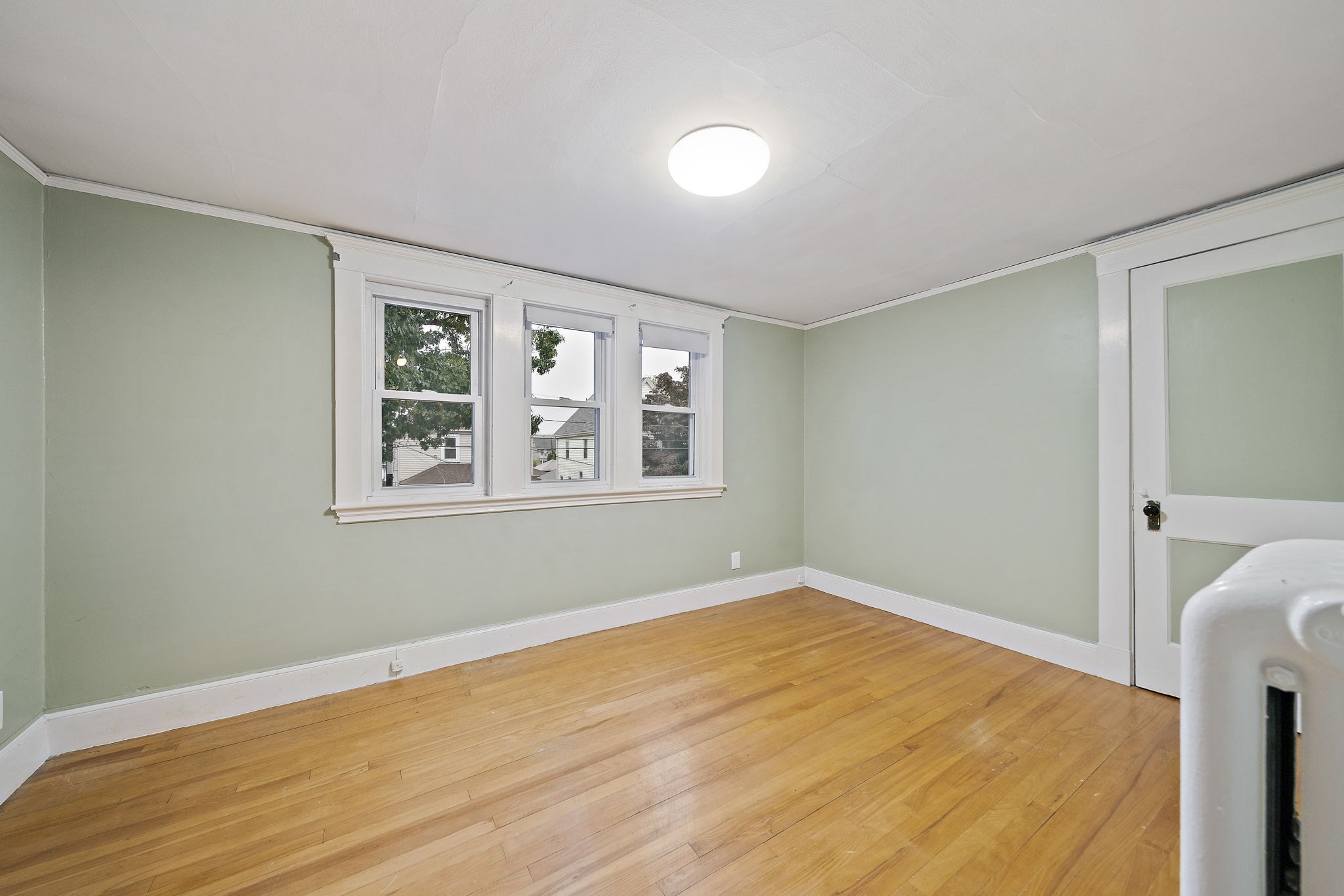 209 Highland Ave Property Photo 14