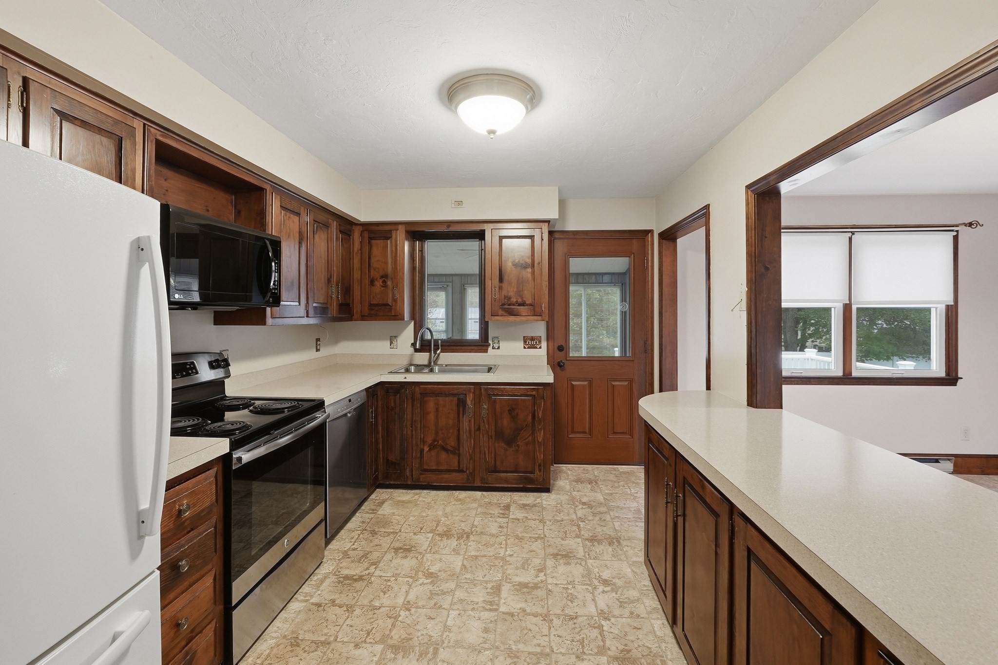 44 Dennison Hill Rd Property Photo 4