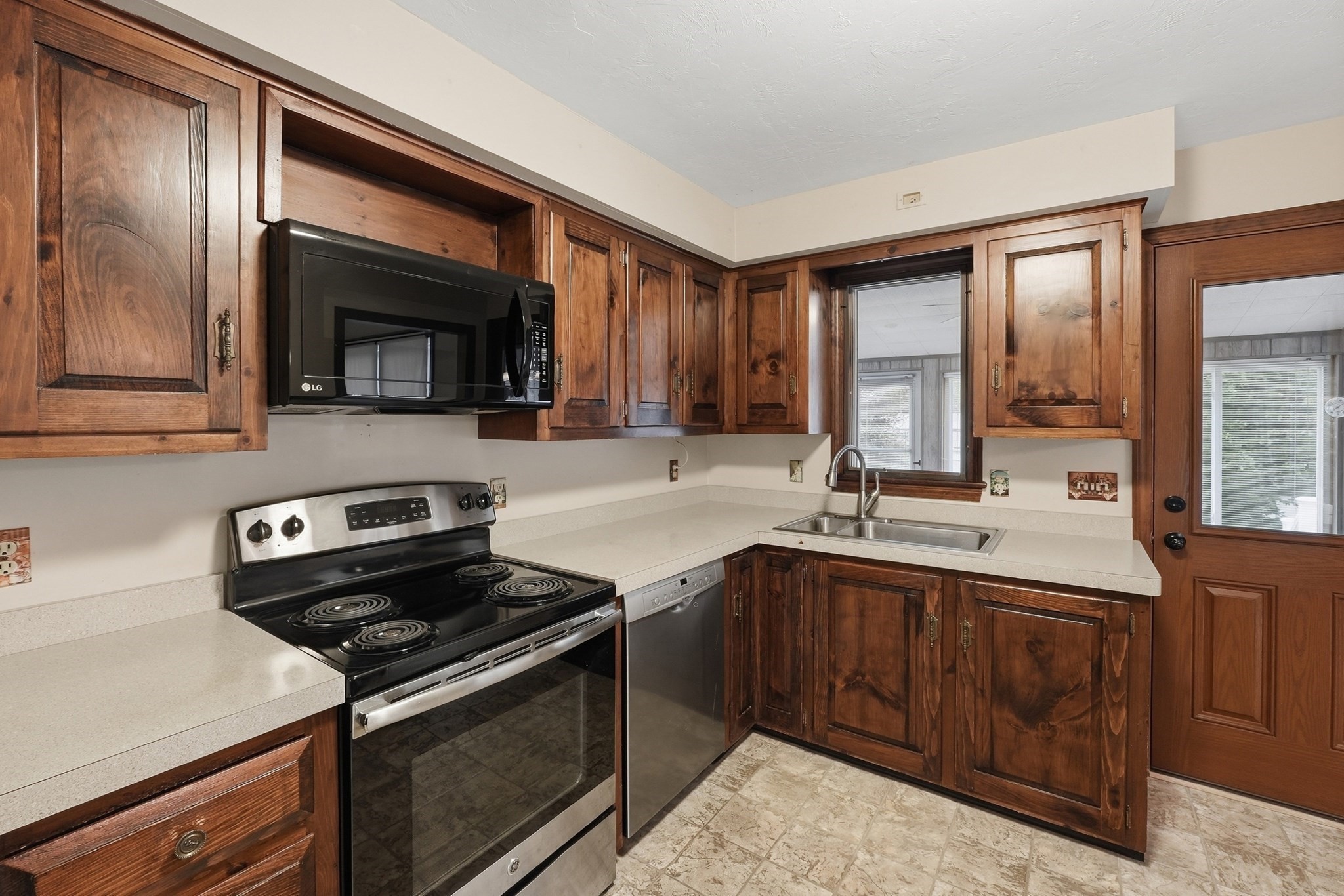 44 Dennison Hill Rd Property Photo 5