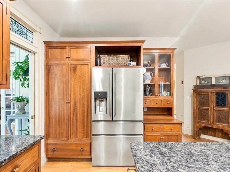 63 Wood St Property Photo 18