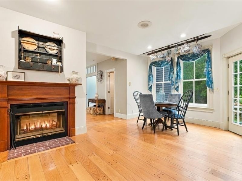 63 Wood St Property Photo 19