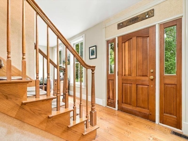 63 Wood St Property Photo 24