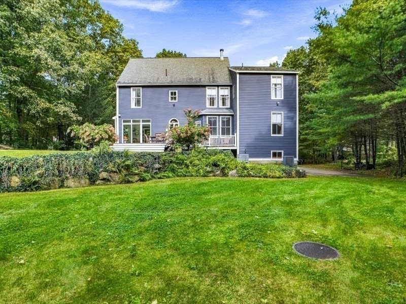 63 Wood St Property Photo 37