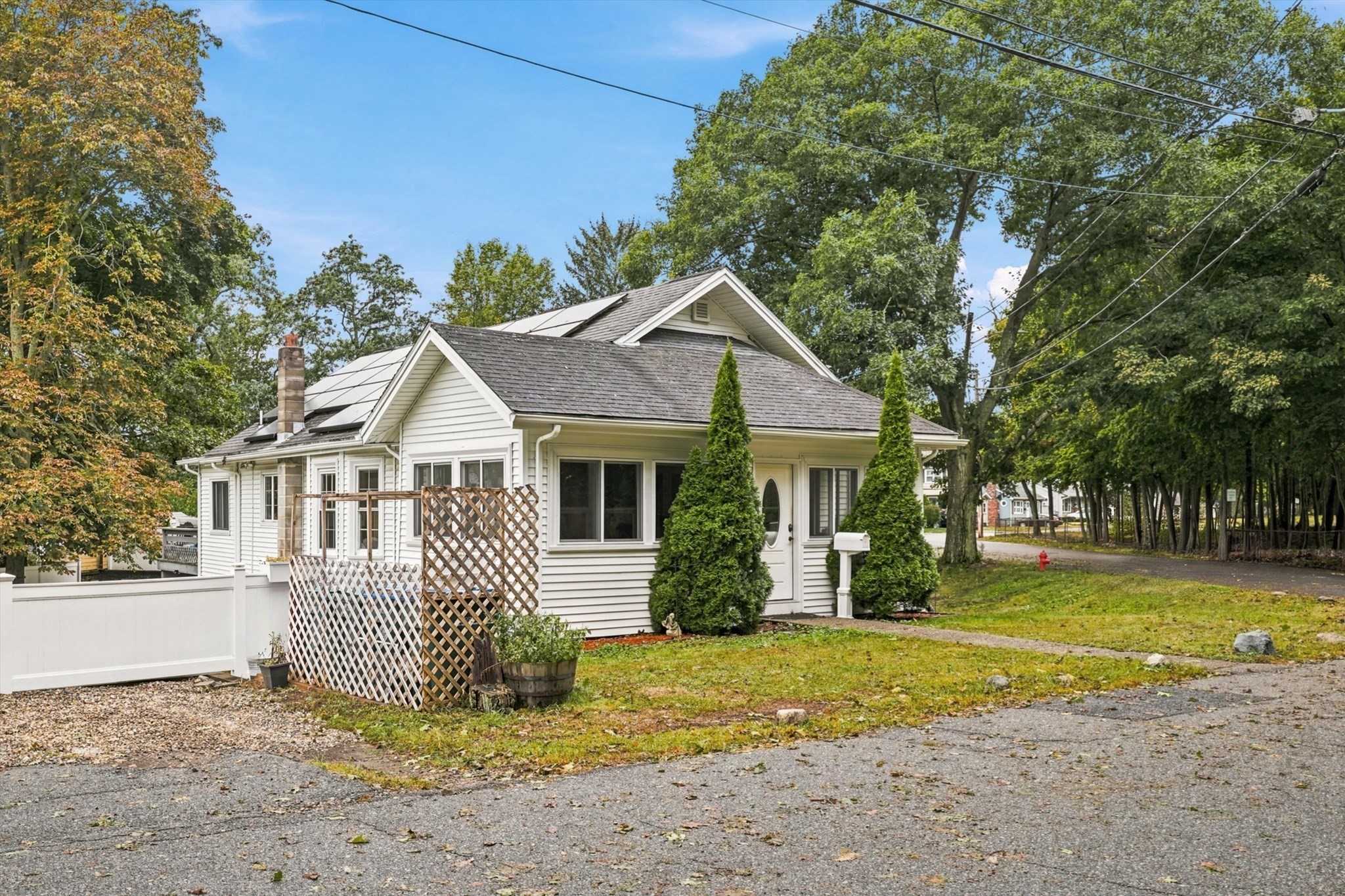 206 Fays Ave Property Photo 2