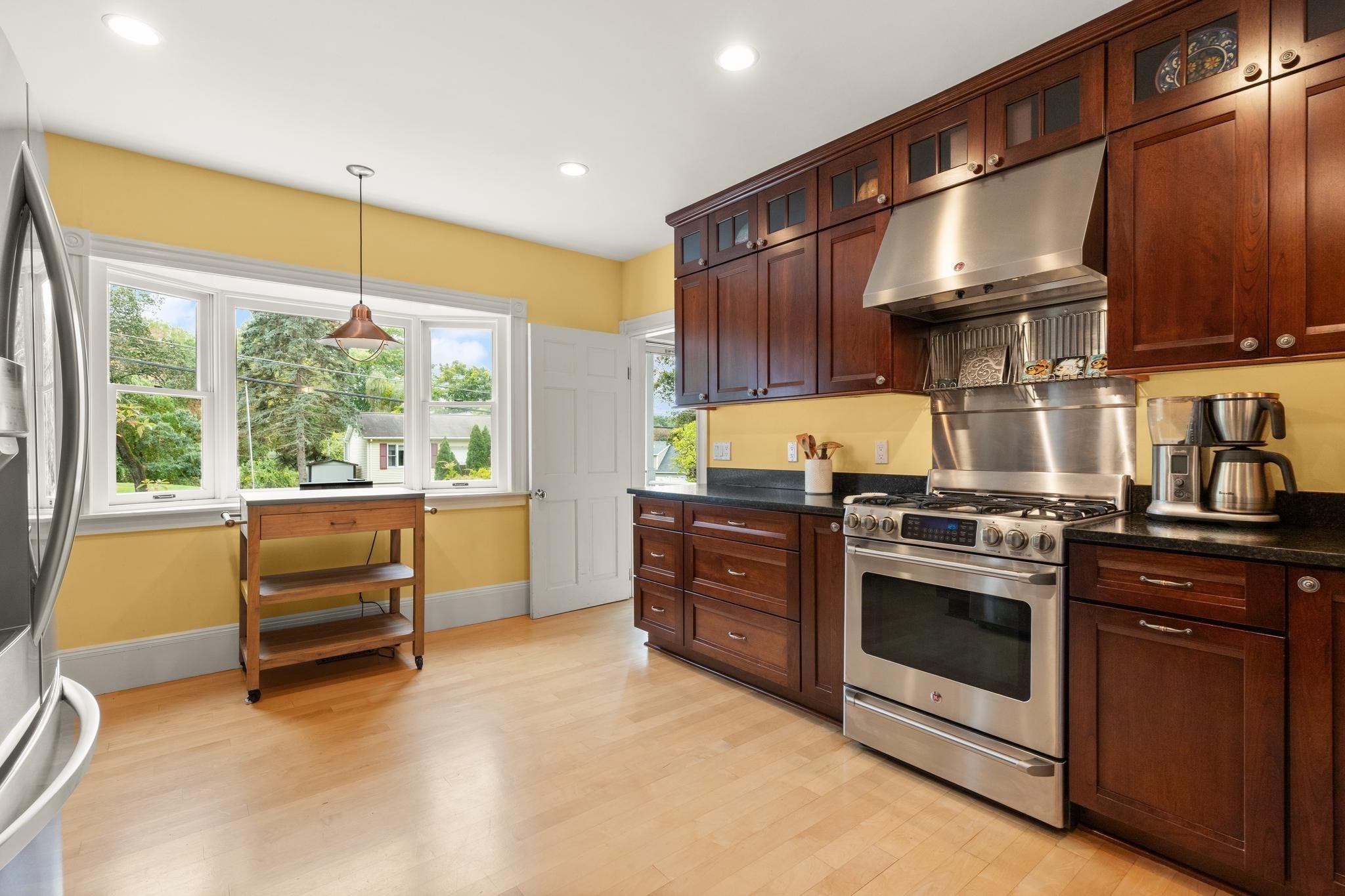 1 Brookside Rd Property Photo 15