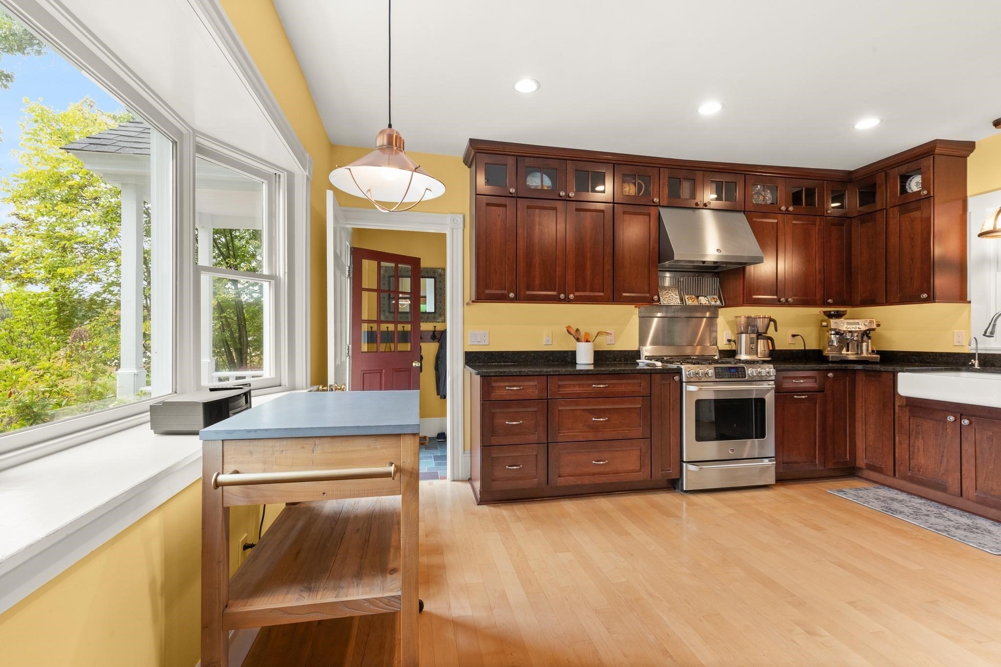 1 Brookside Rd Property Photo 18