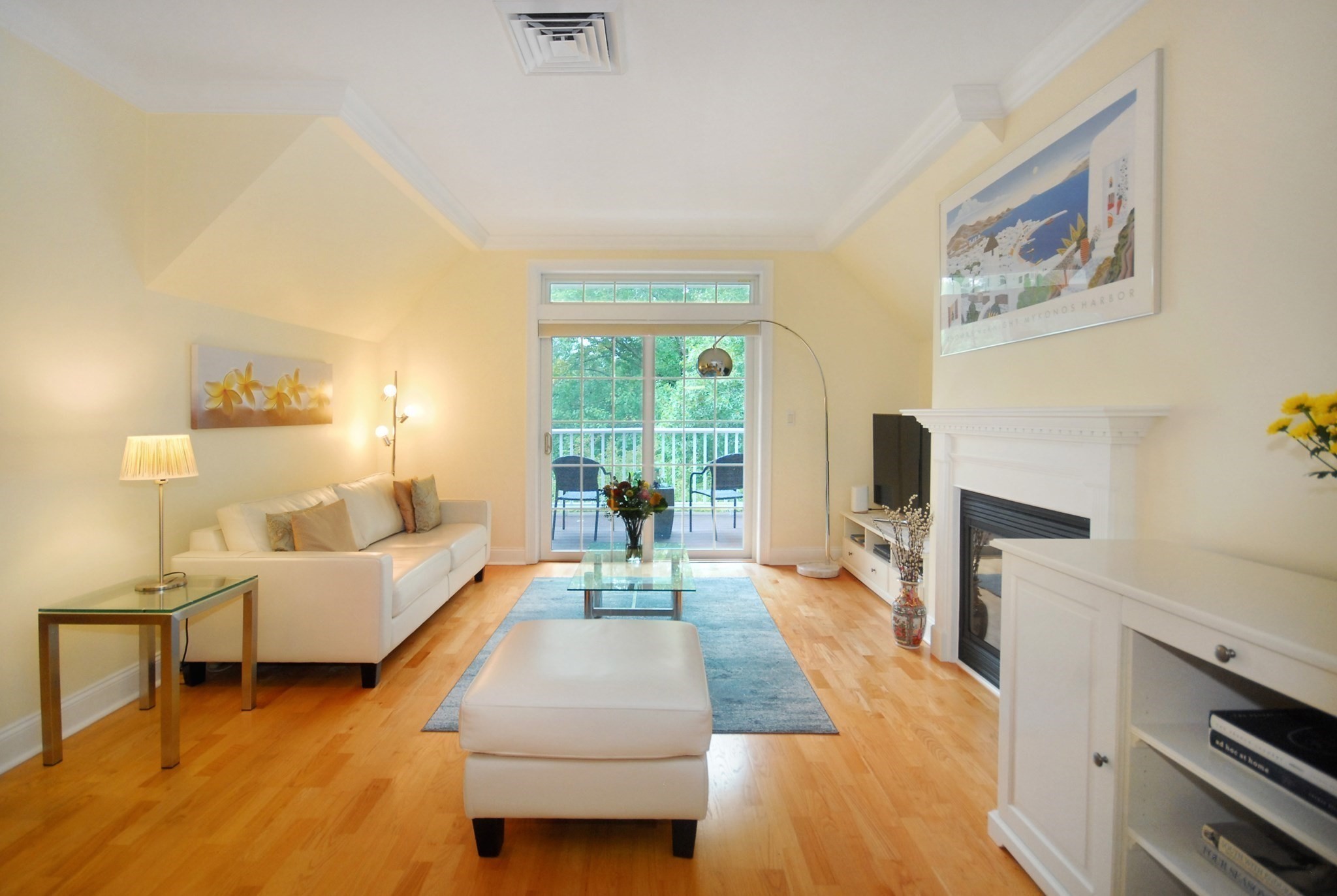 95 Conant St # 413 Property Photo 3