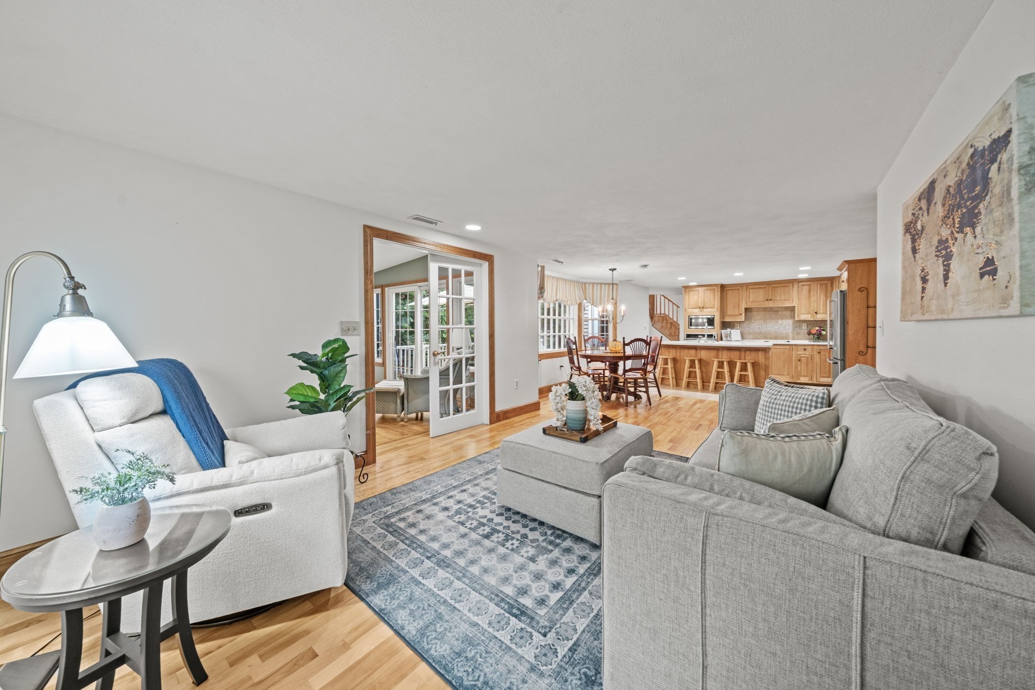 54 Edward Ave Property Photo 10