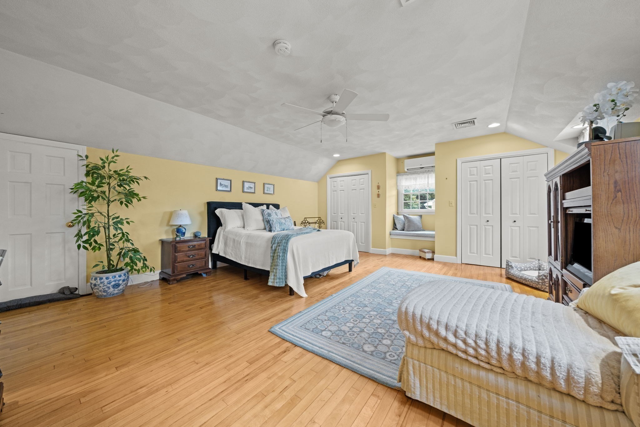 54 Edward Ave Property Photo 26
