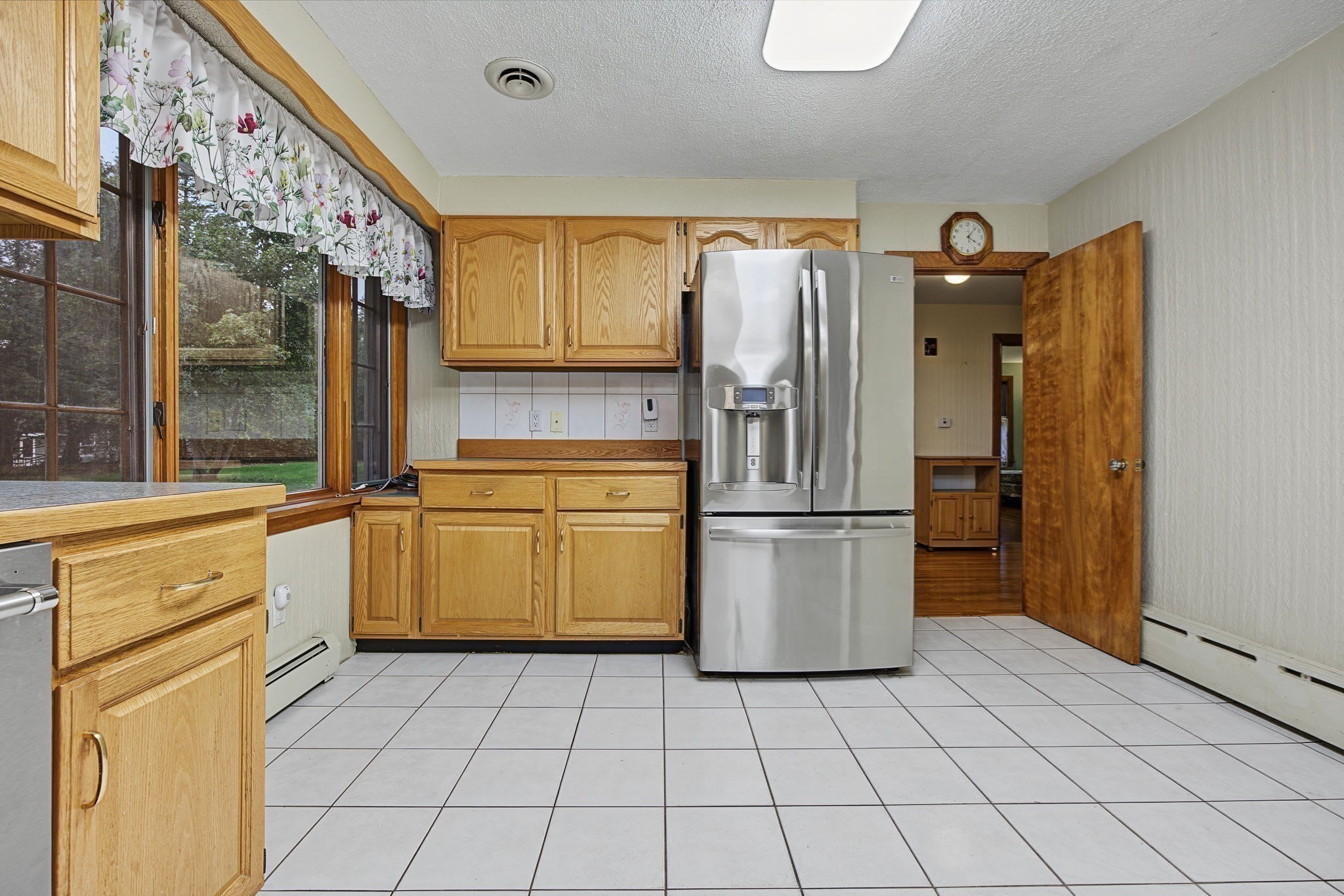 1066 Main St Property Photo 17