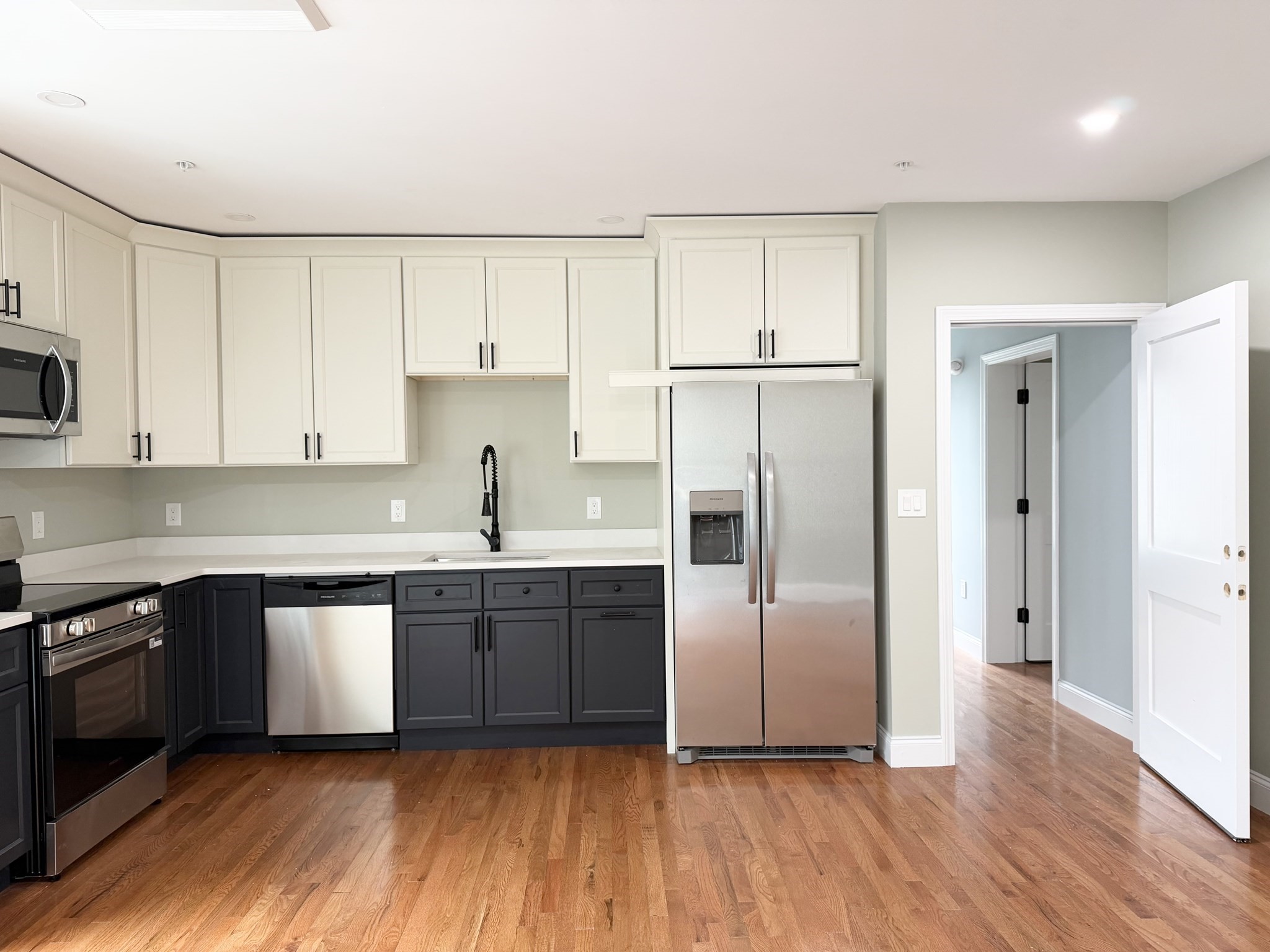 32 Broadway # 3 Property Photo 3