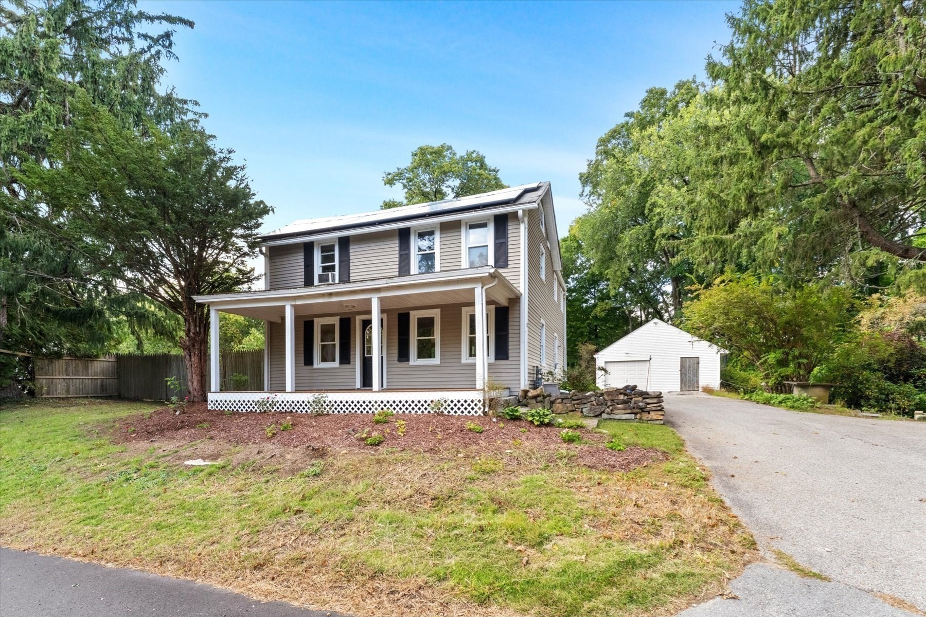 82 Boston Rd Property Photo 2