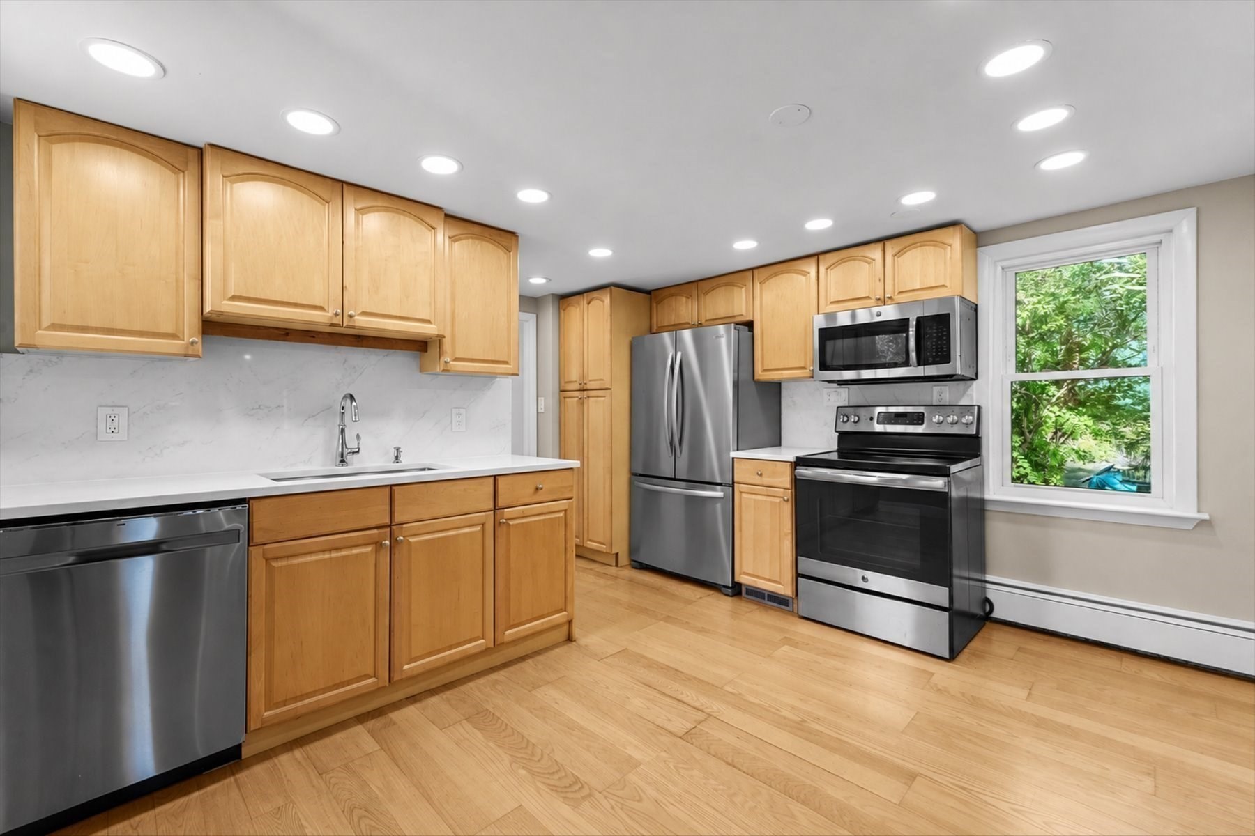 82 Boston Rd Property Photo 5