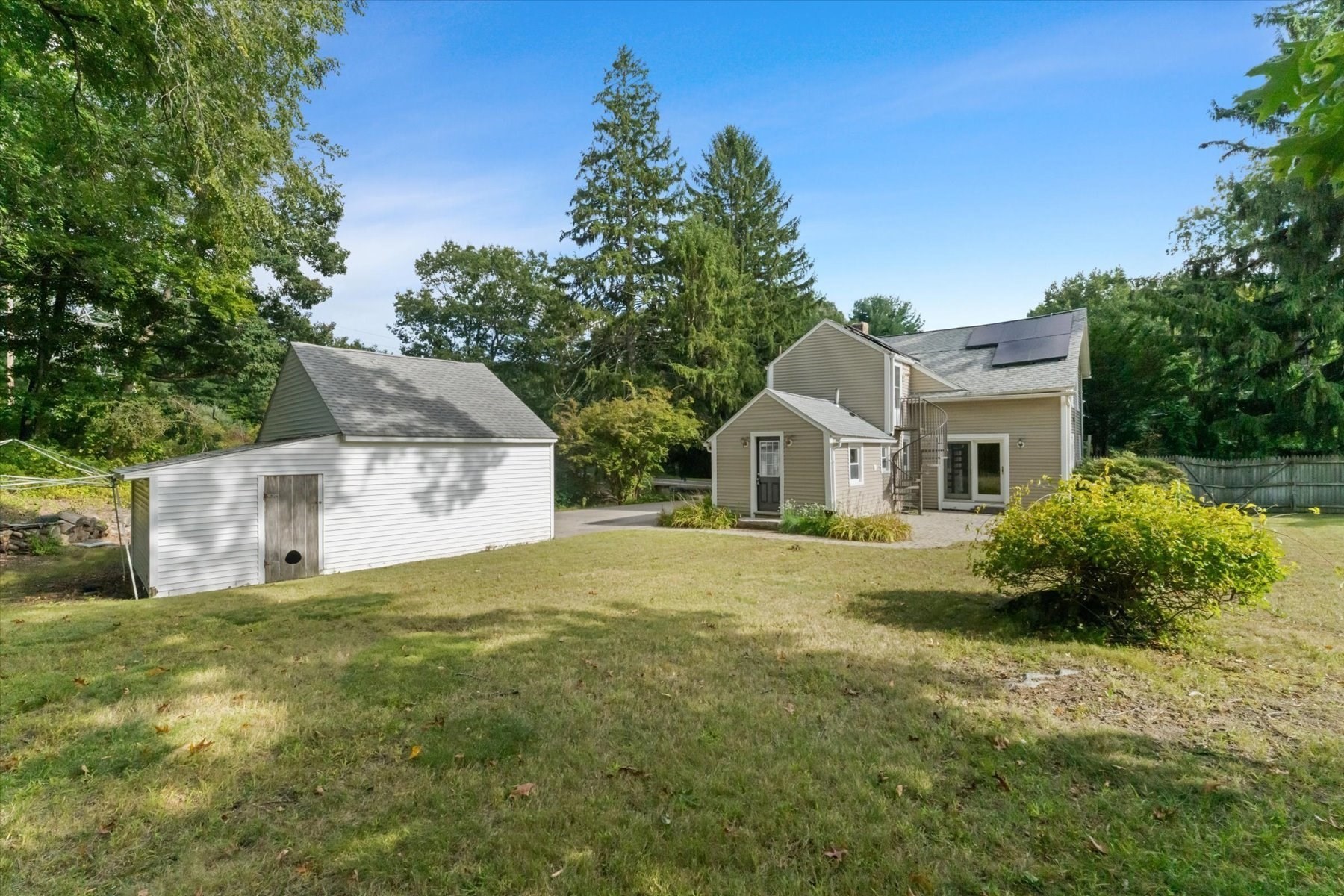 82 Boston Rd Property Photo 33
