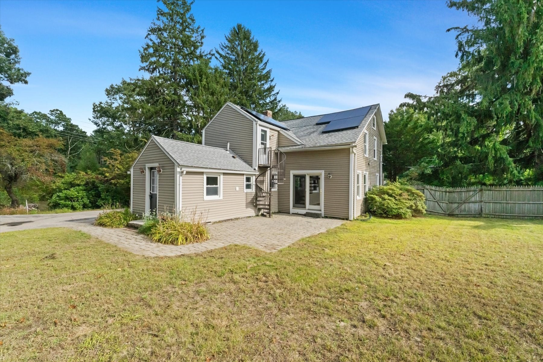 82 Boston Rd Property Photo 34