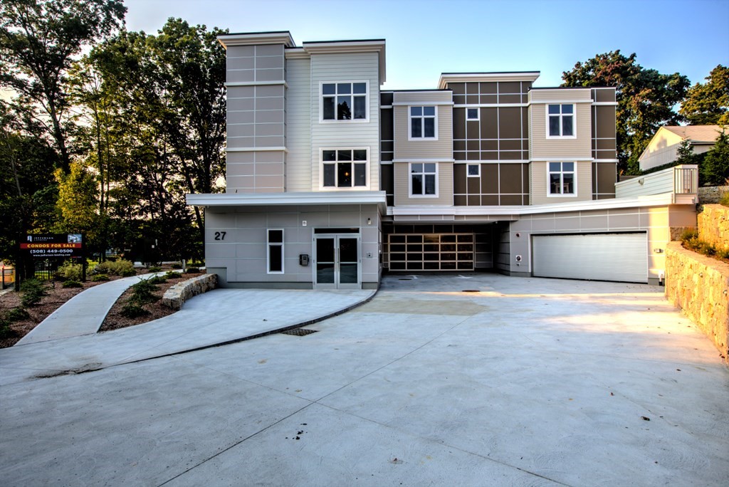 27 Jefferson # U101 Property Photo 1
