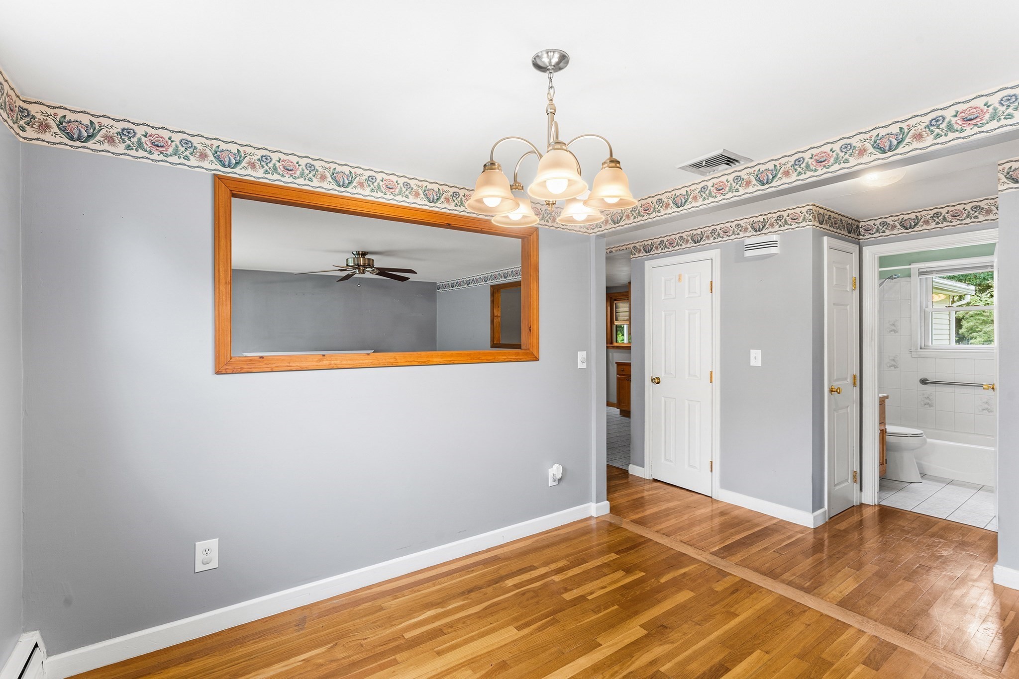 62 Woodsbury Rd Property Photo 7