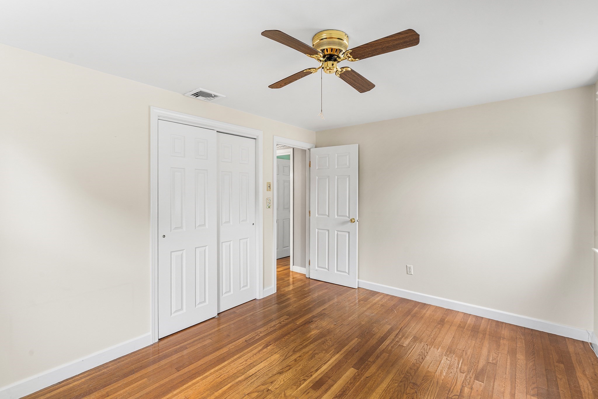 62 Woodsbury Rd Property Photo 18