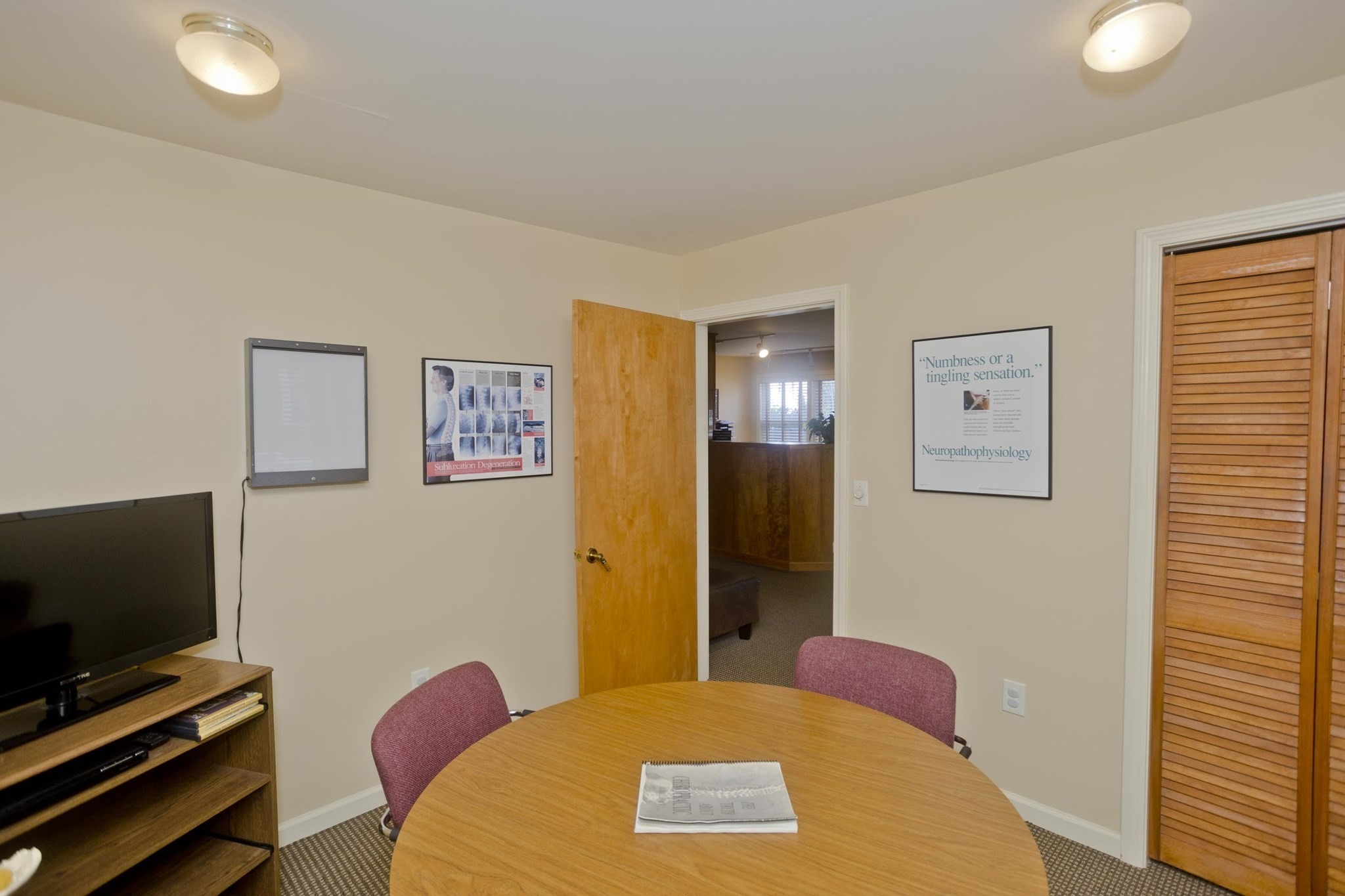 100 King Street Property Photo 10