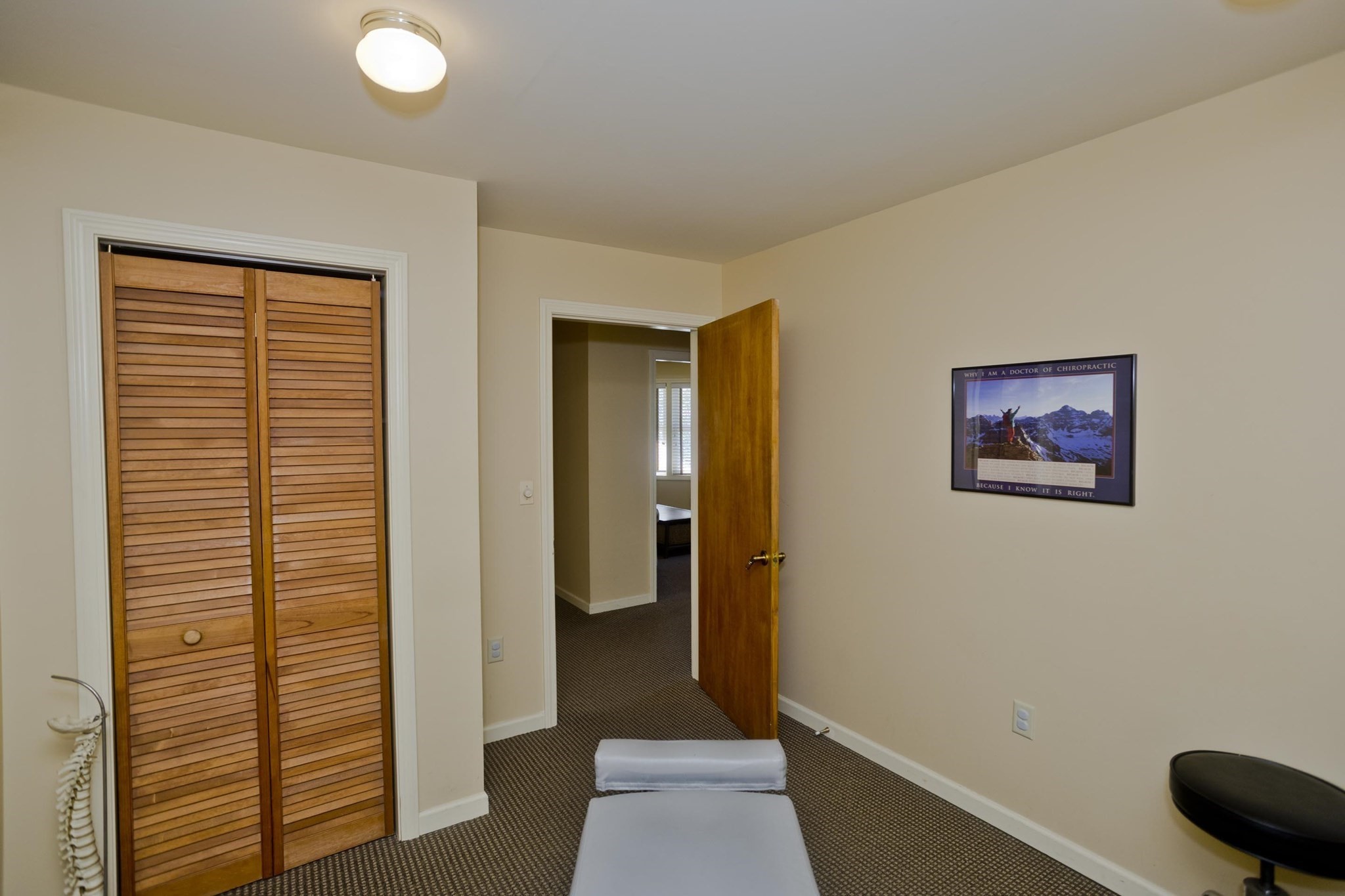 100 King Street Property Photo 14