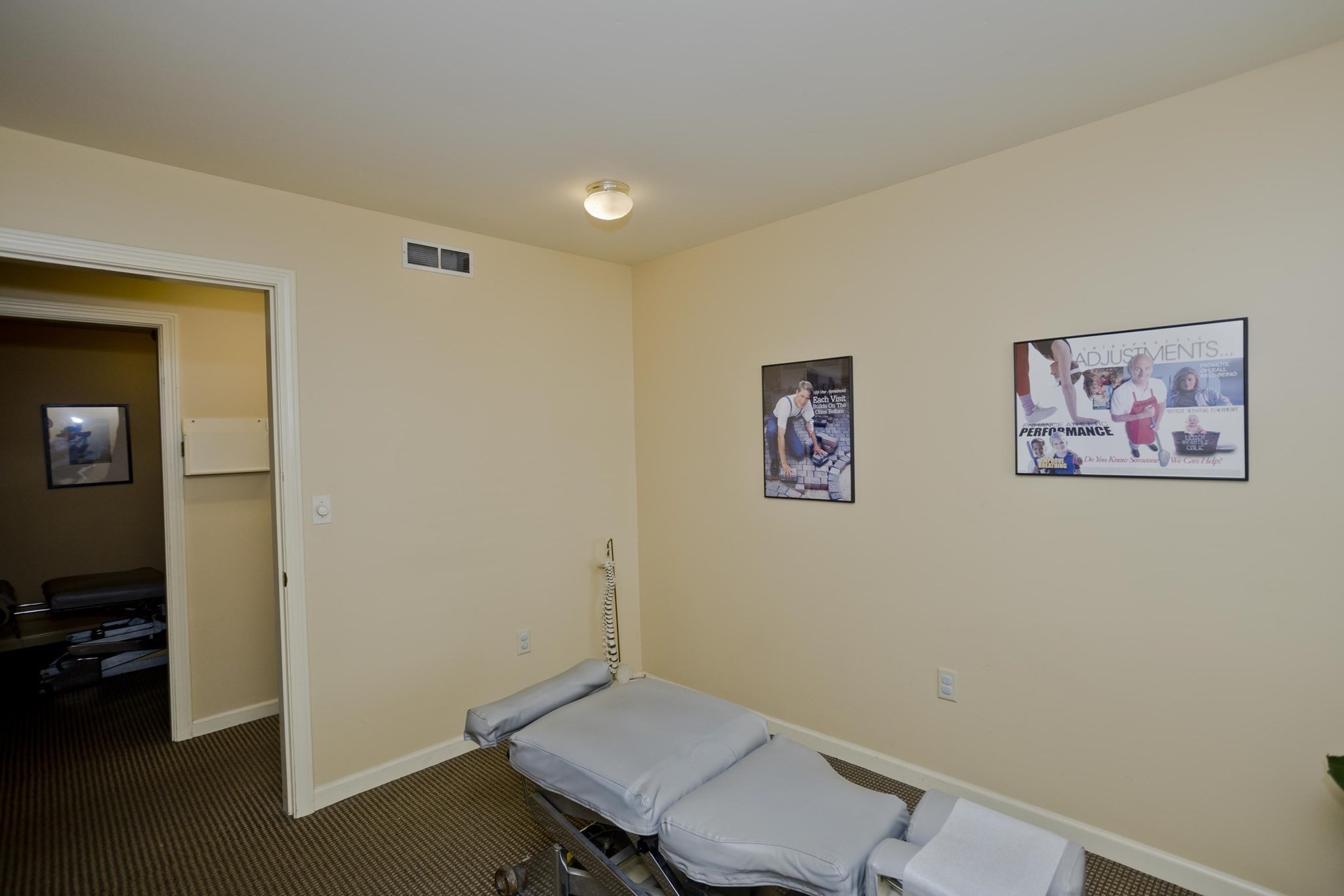 100 King Street Property Photo 17
