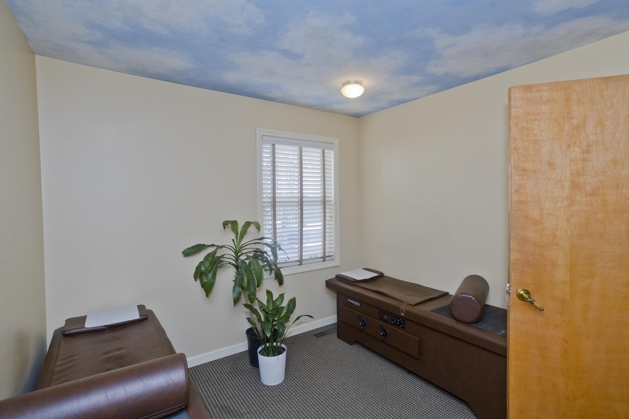 100 King Street Property Photo 23
