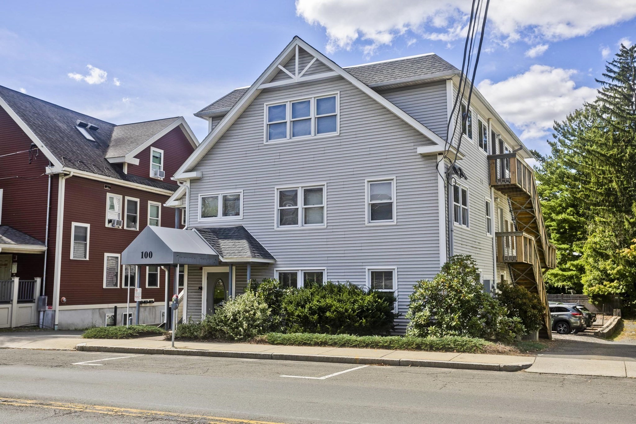100 King Street Property Photo 35