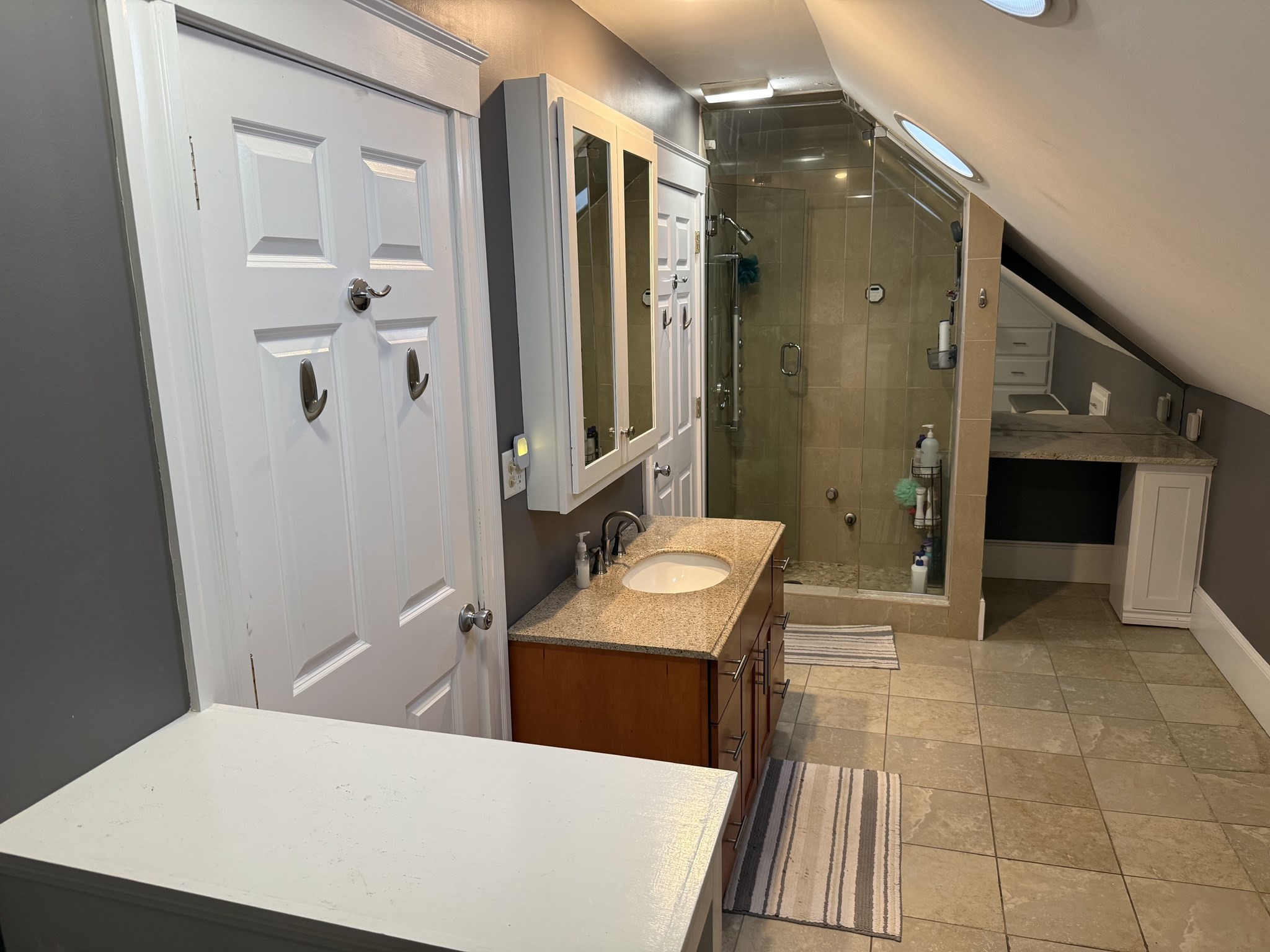 64 High St # B Property Photo 10