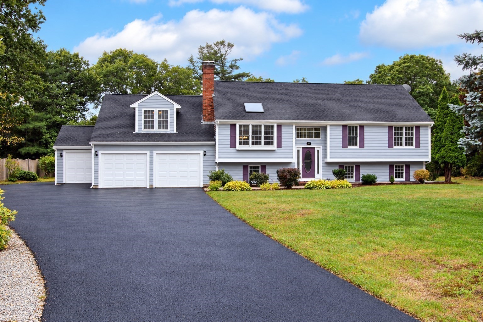37 Yearling Run Property Photo 1