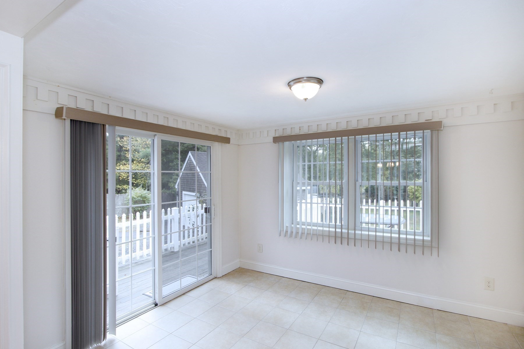 37 Yearling Run Property Photo 18