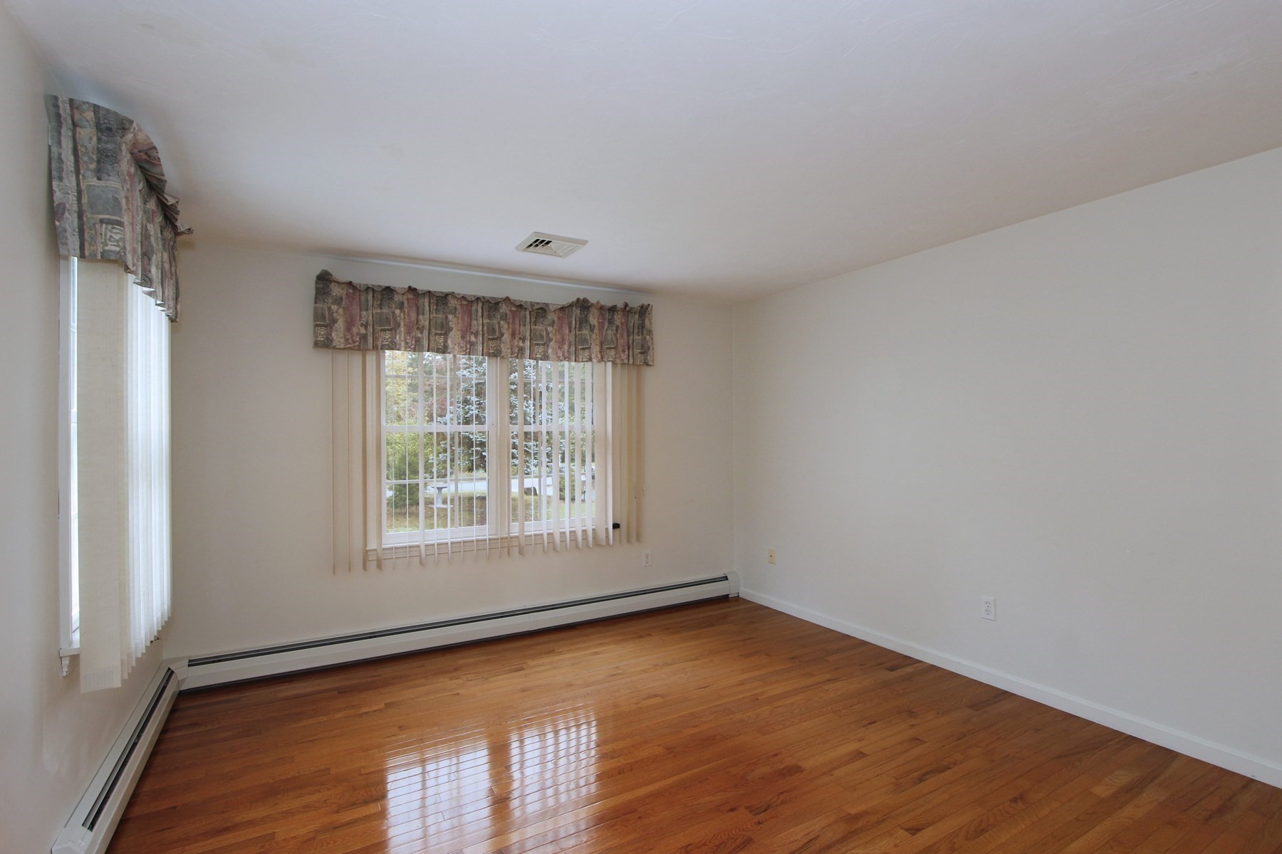 37 Yearling Run Property Photo 23