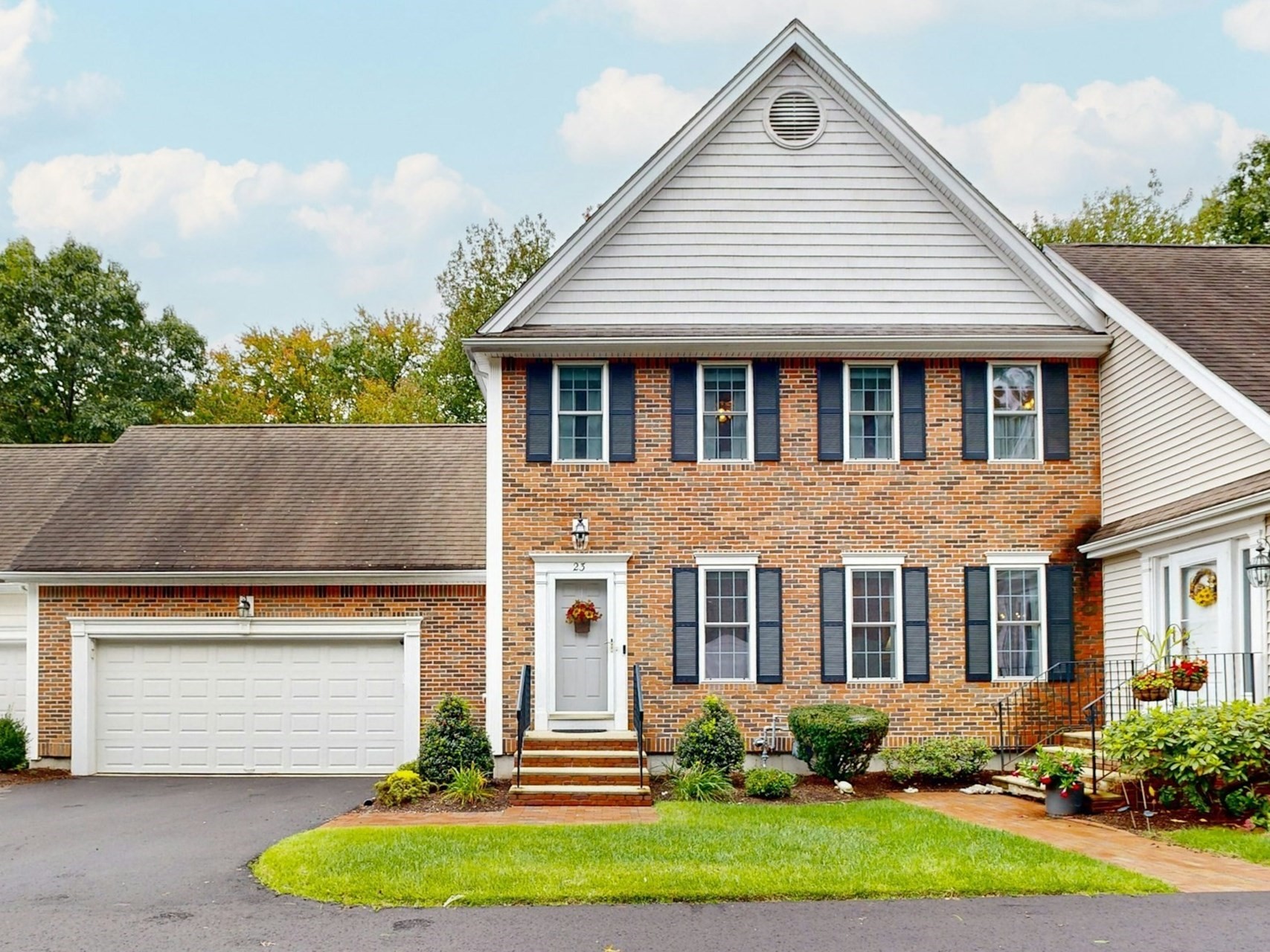 23 Turtlebrook Way Property Photo 1