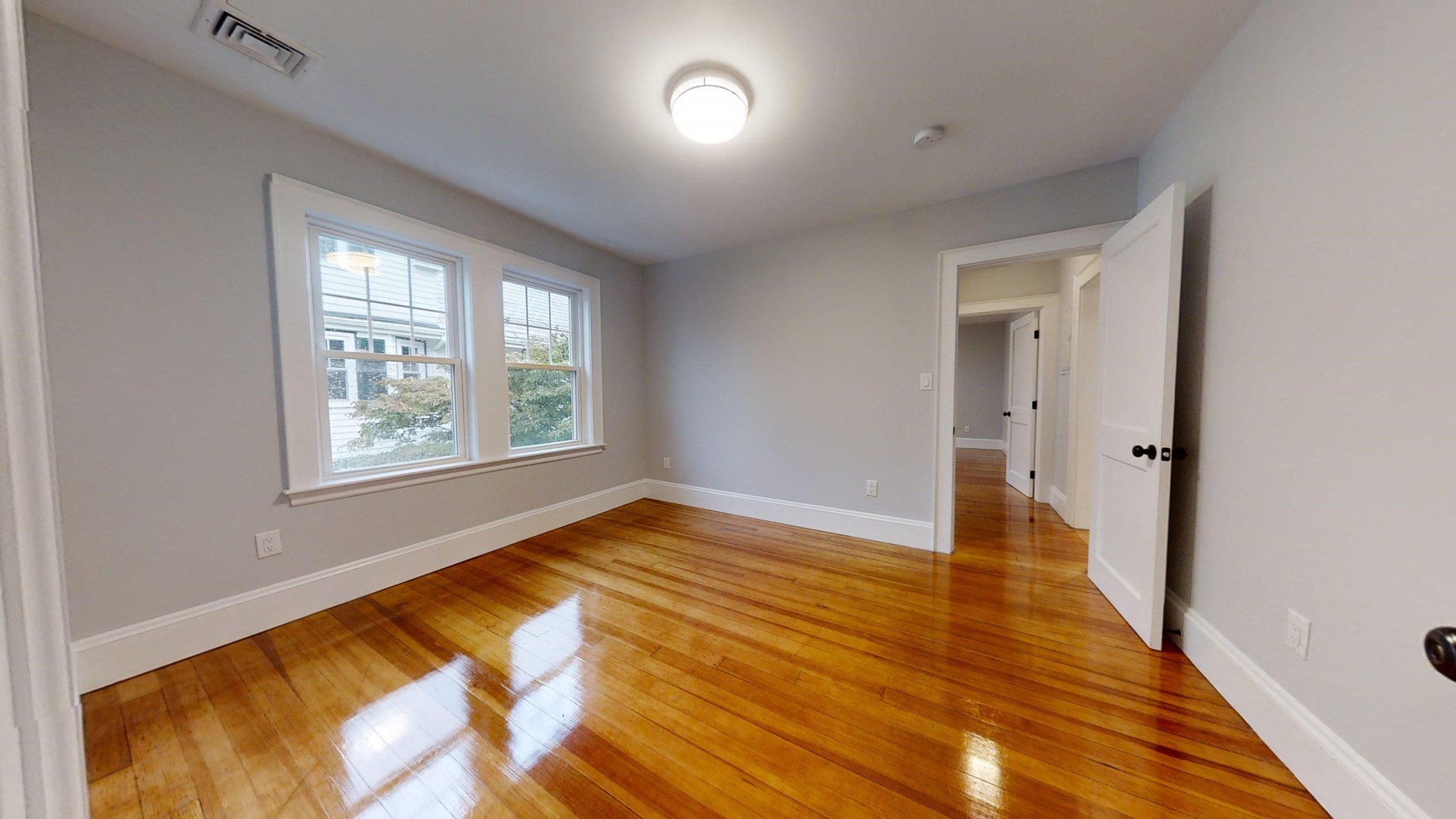 33 Grafton Street # 2 Property Photo 10